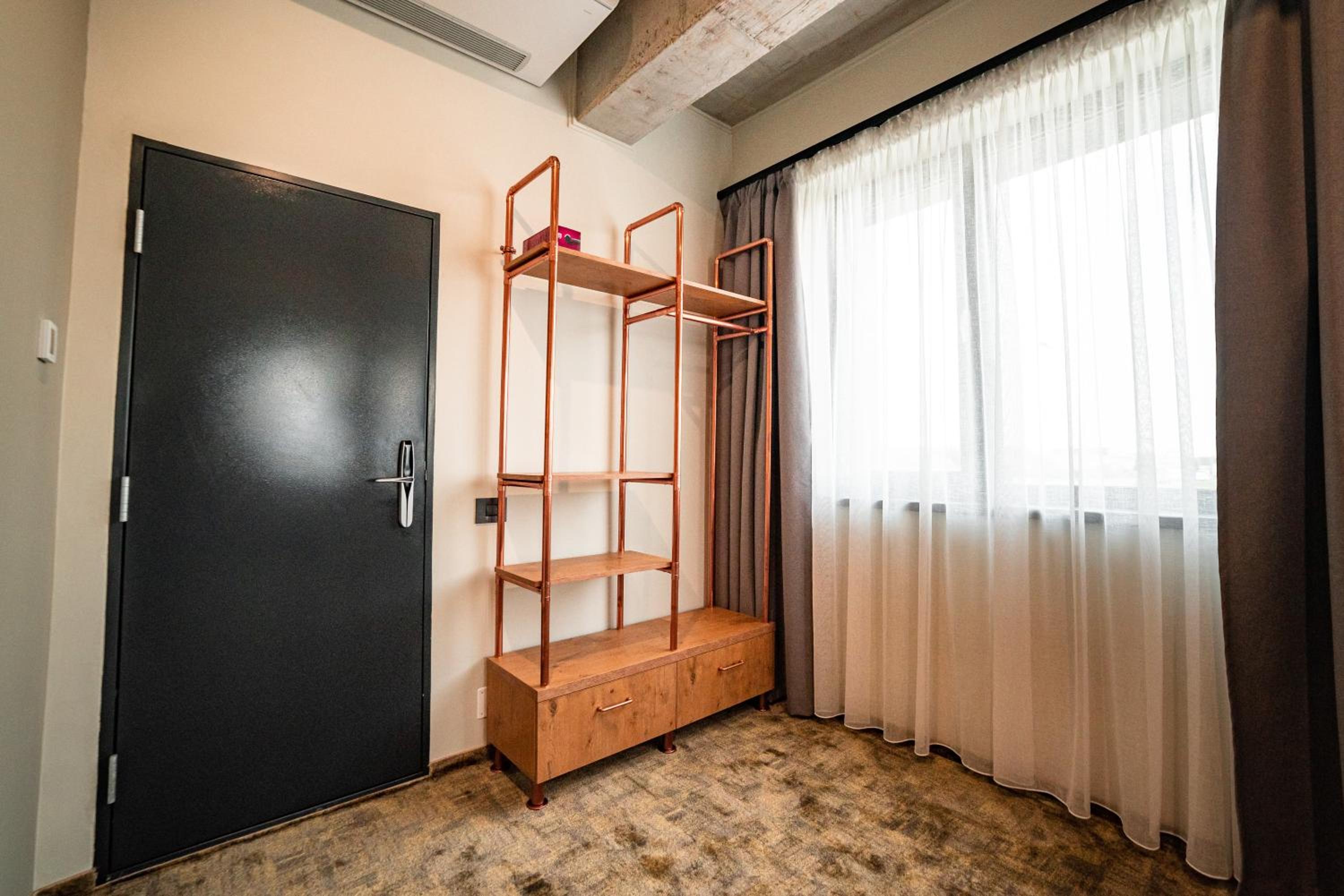 Deluxe Twin Room - Photo 25