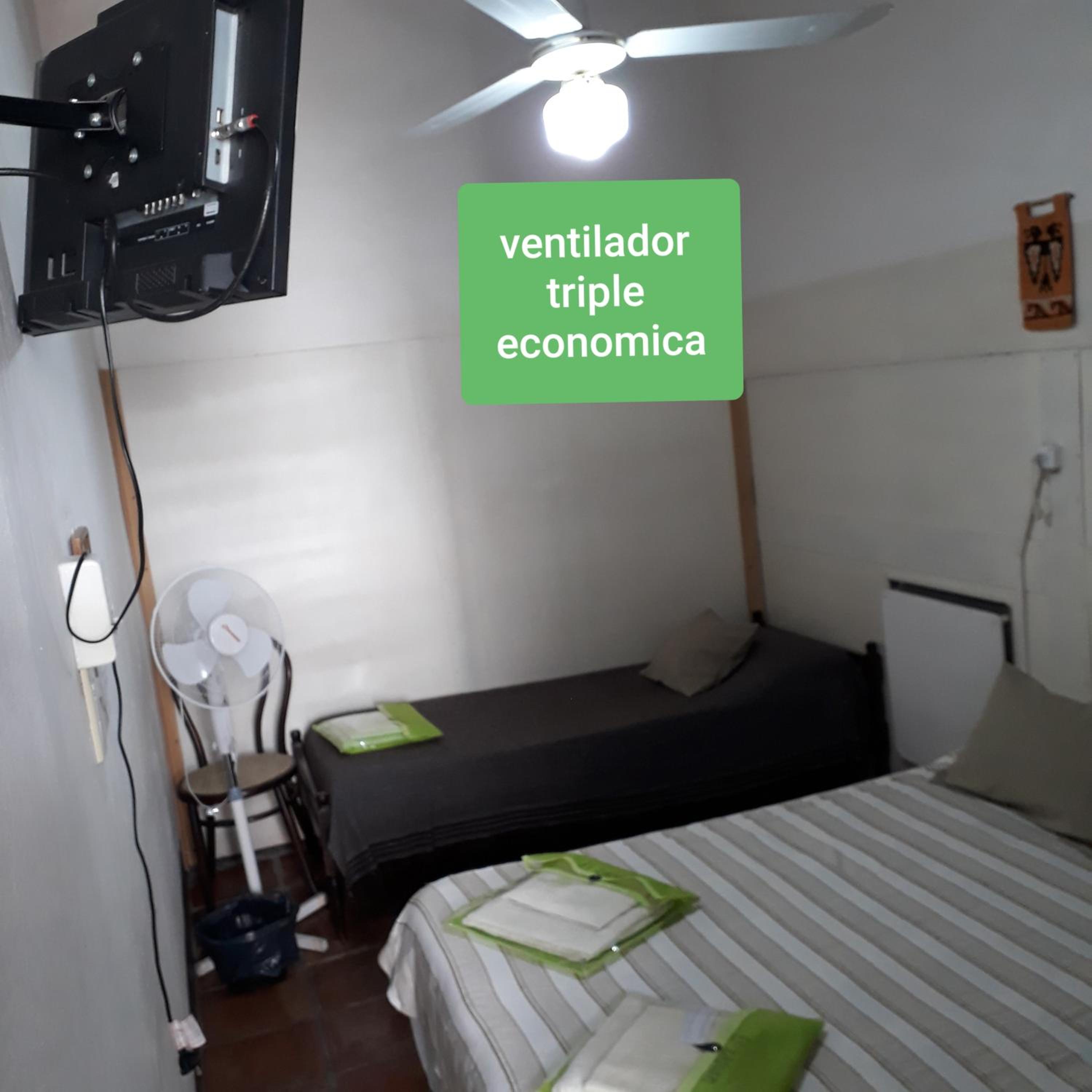 Economy Triple Room photo 1