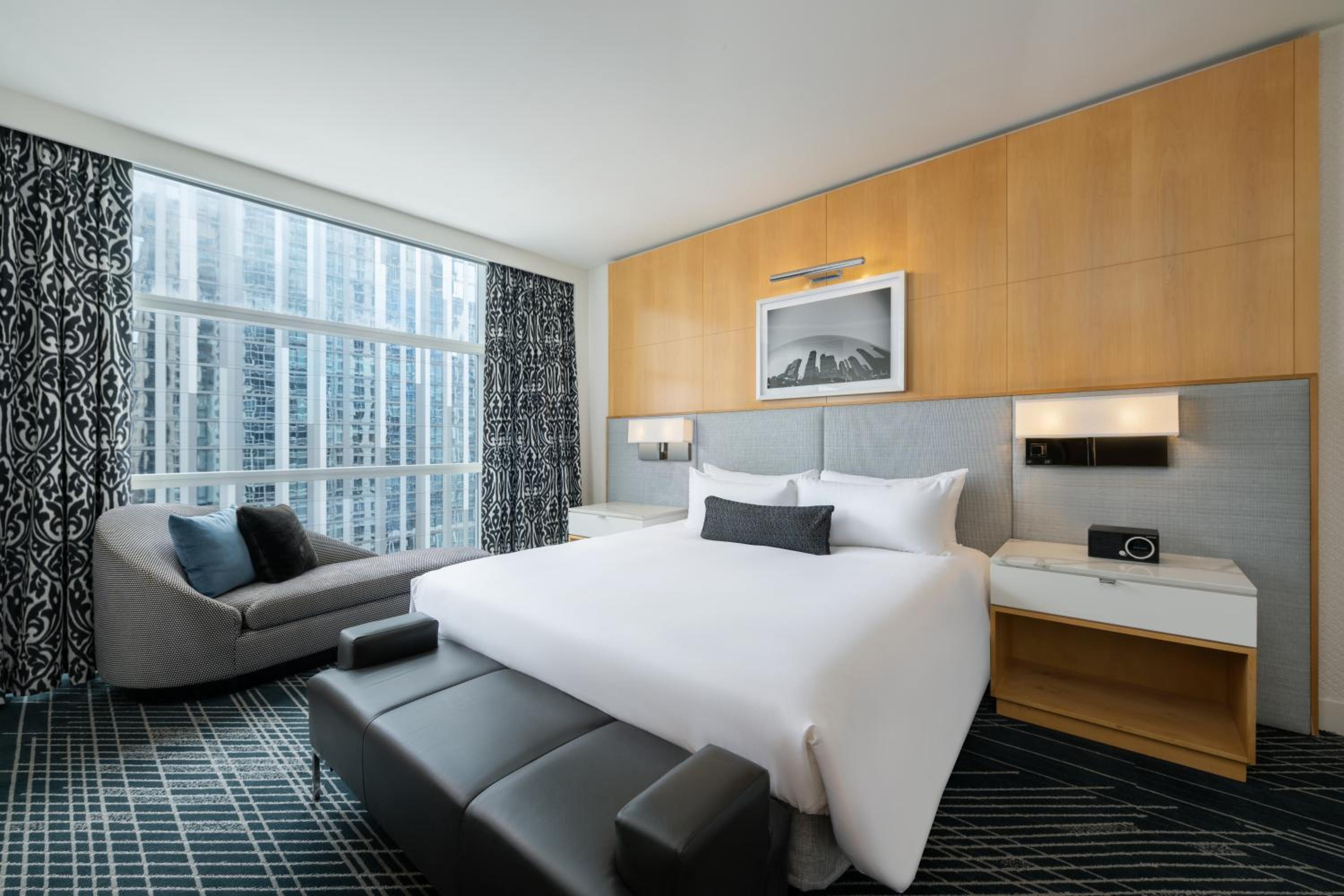 Superior King Room - Photo 1