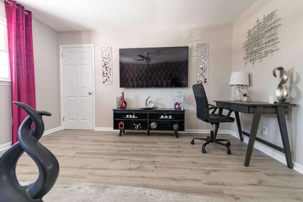 Two-Bedroom Apartment photo 1