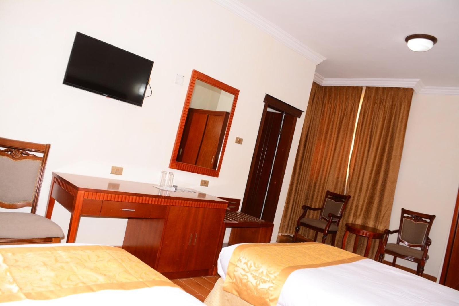 Double Or Twin Room photo 2