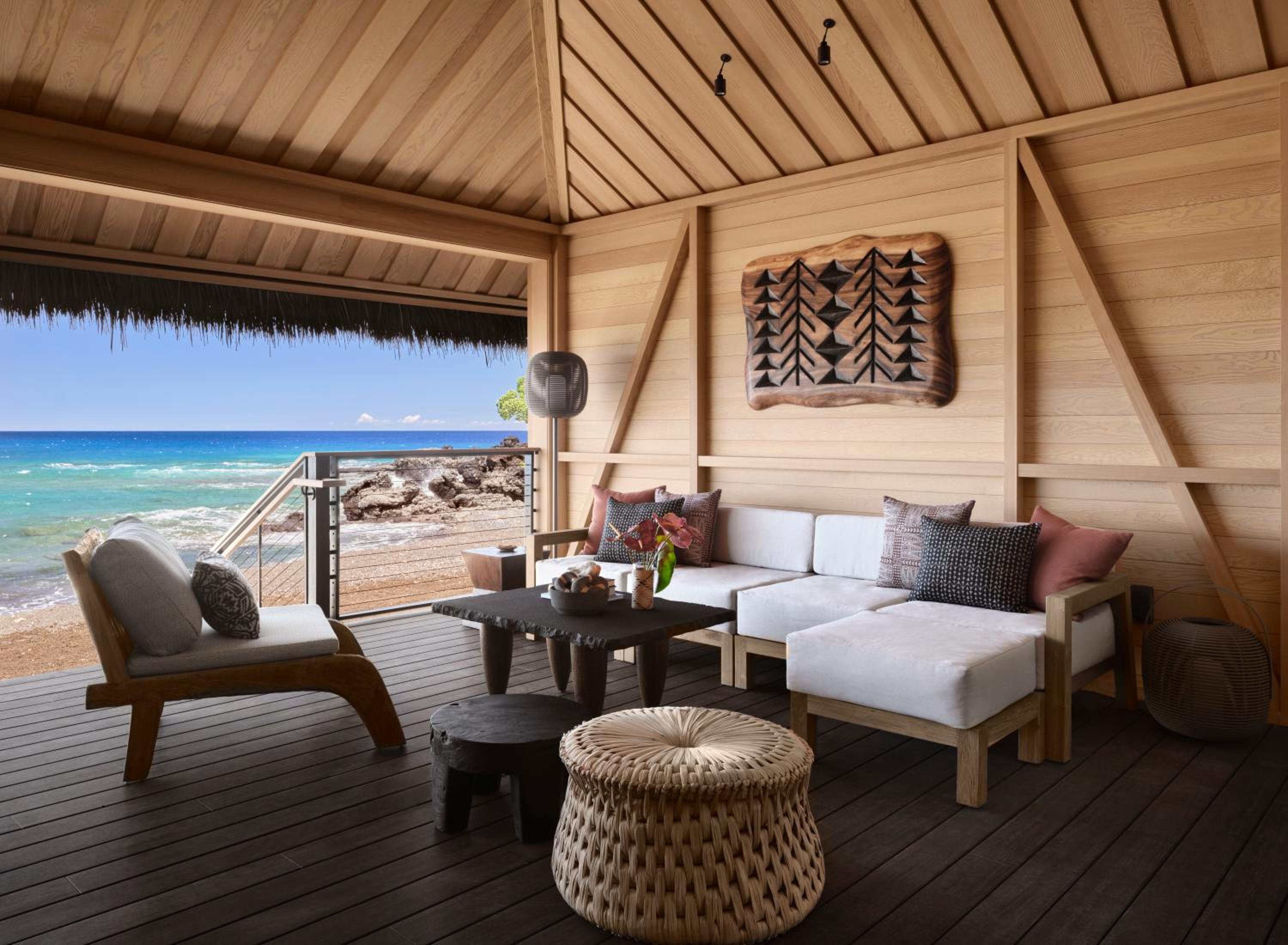 Beach Front Black Sand Two Bedroom Kauhale photo 2