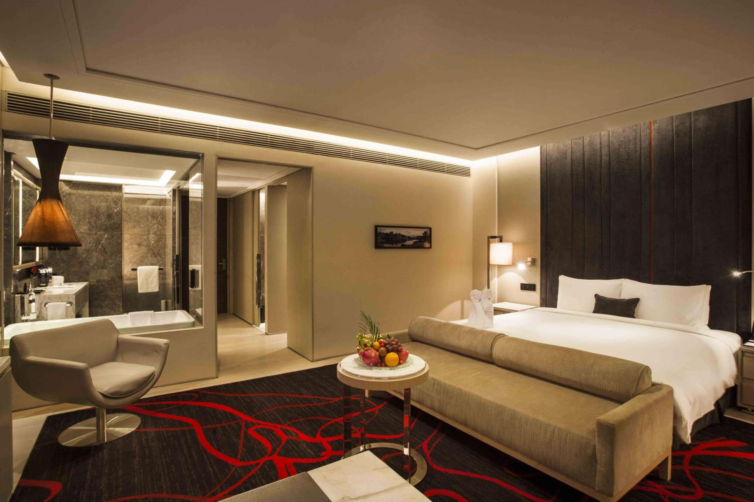 Executive King Room