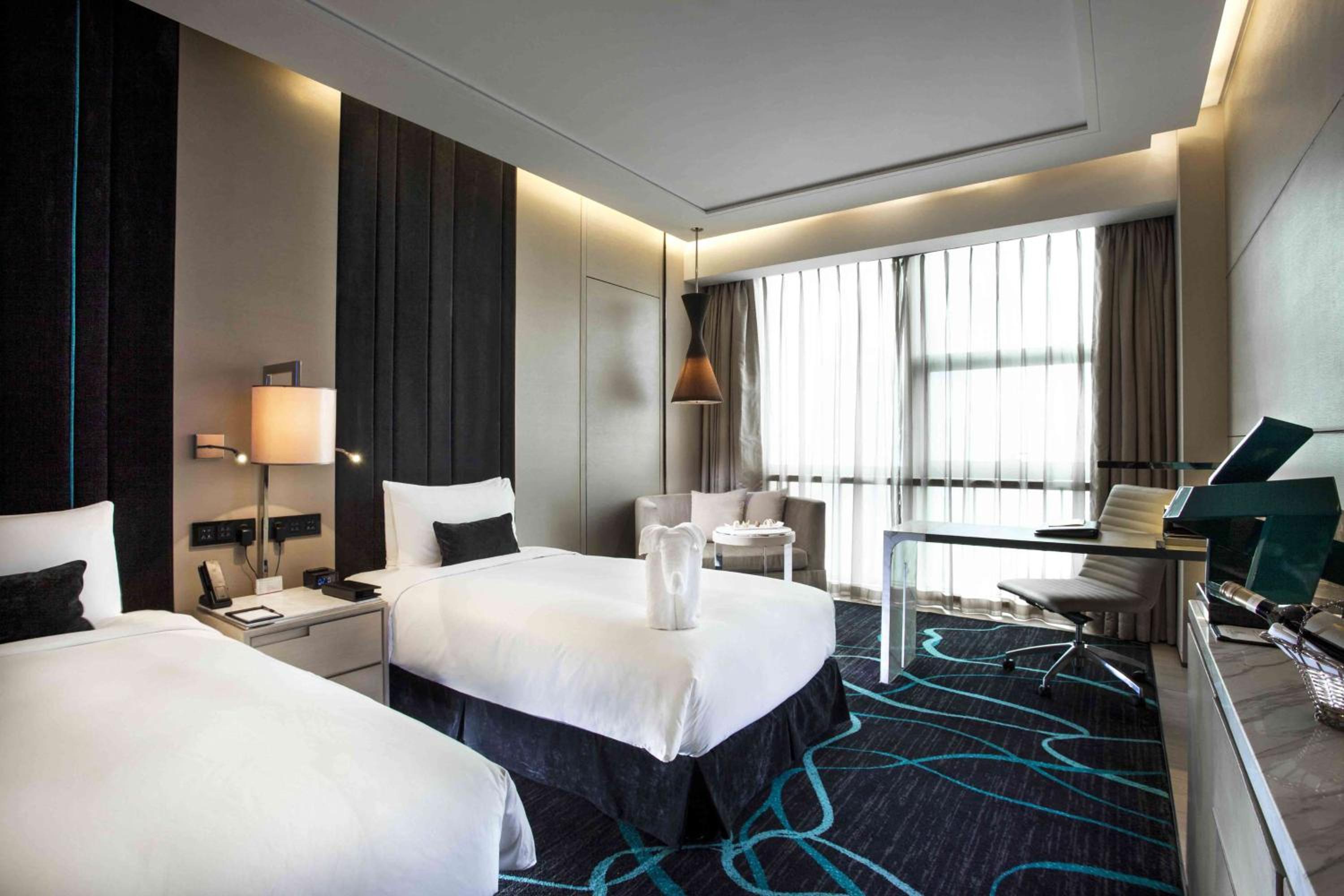 Twin Room - High Floor