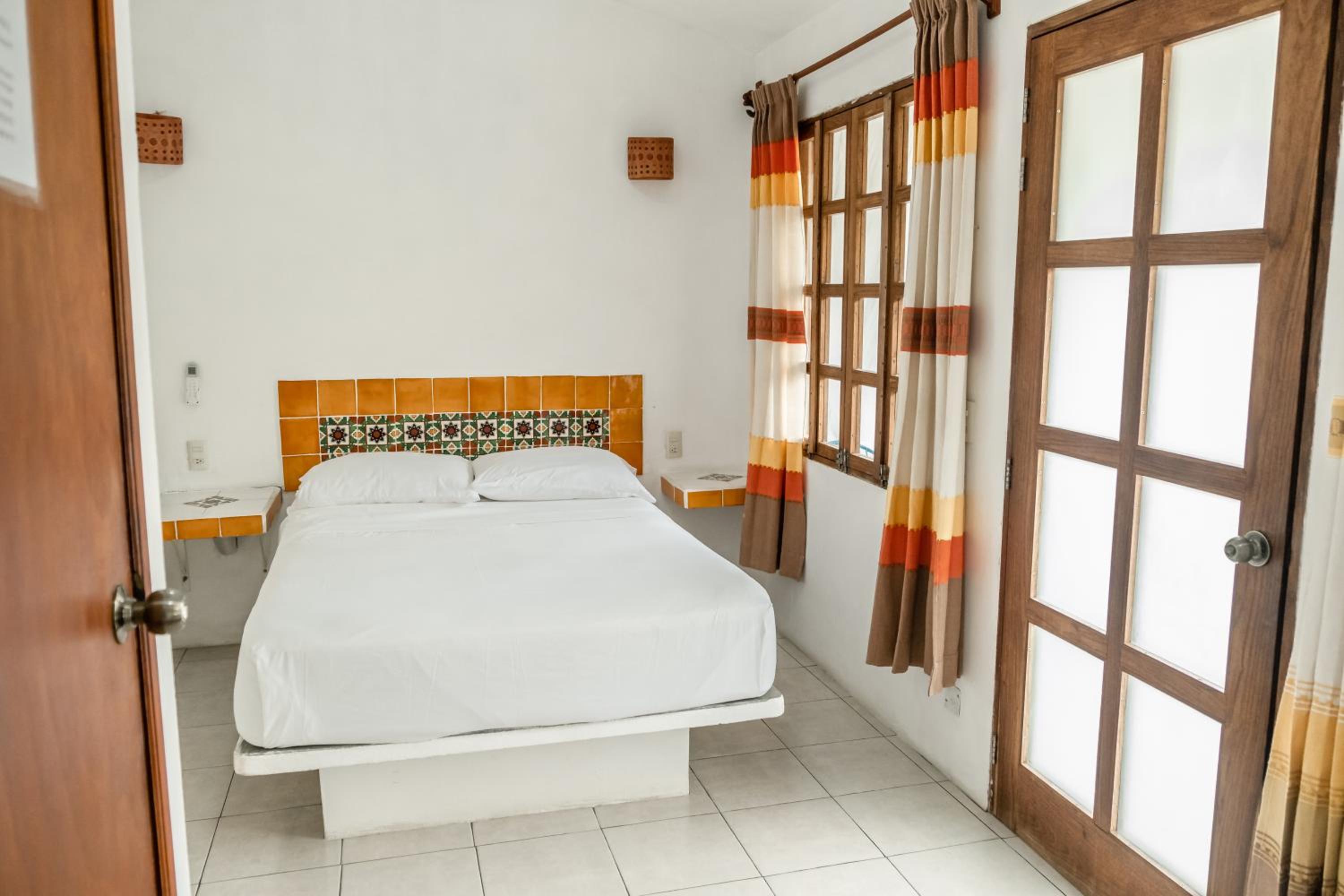 Double Room with Terrace - Photo 6