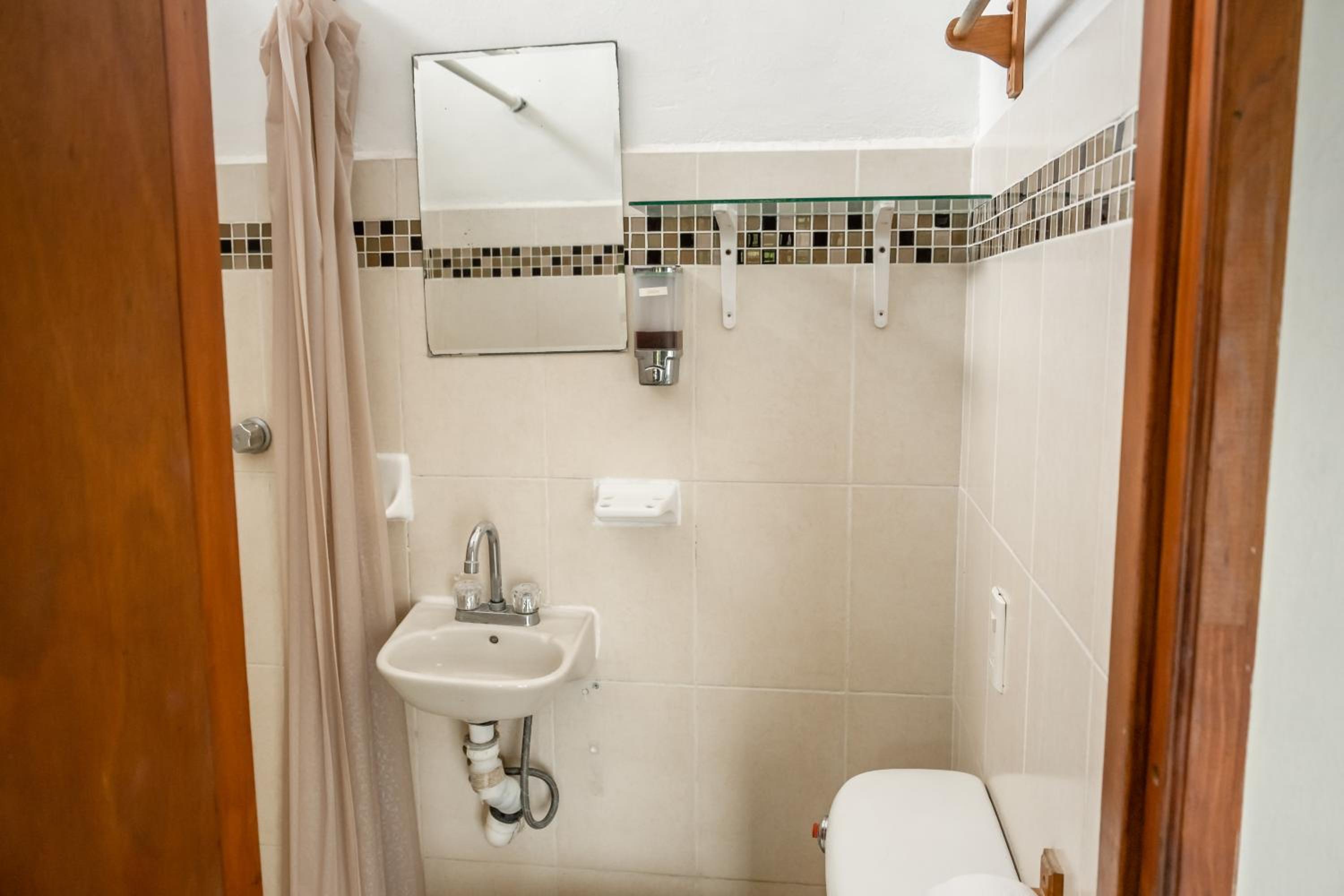 Double Room with Terrace - Photo 4
