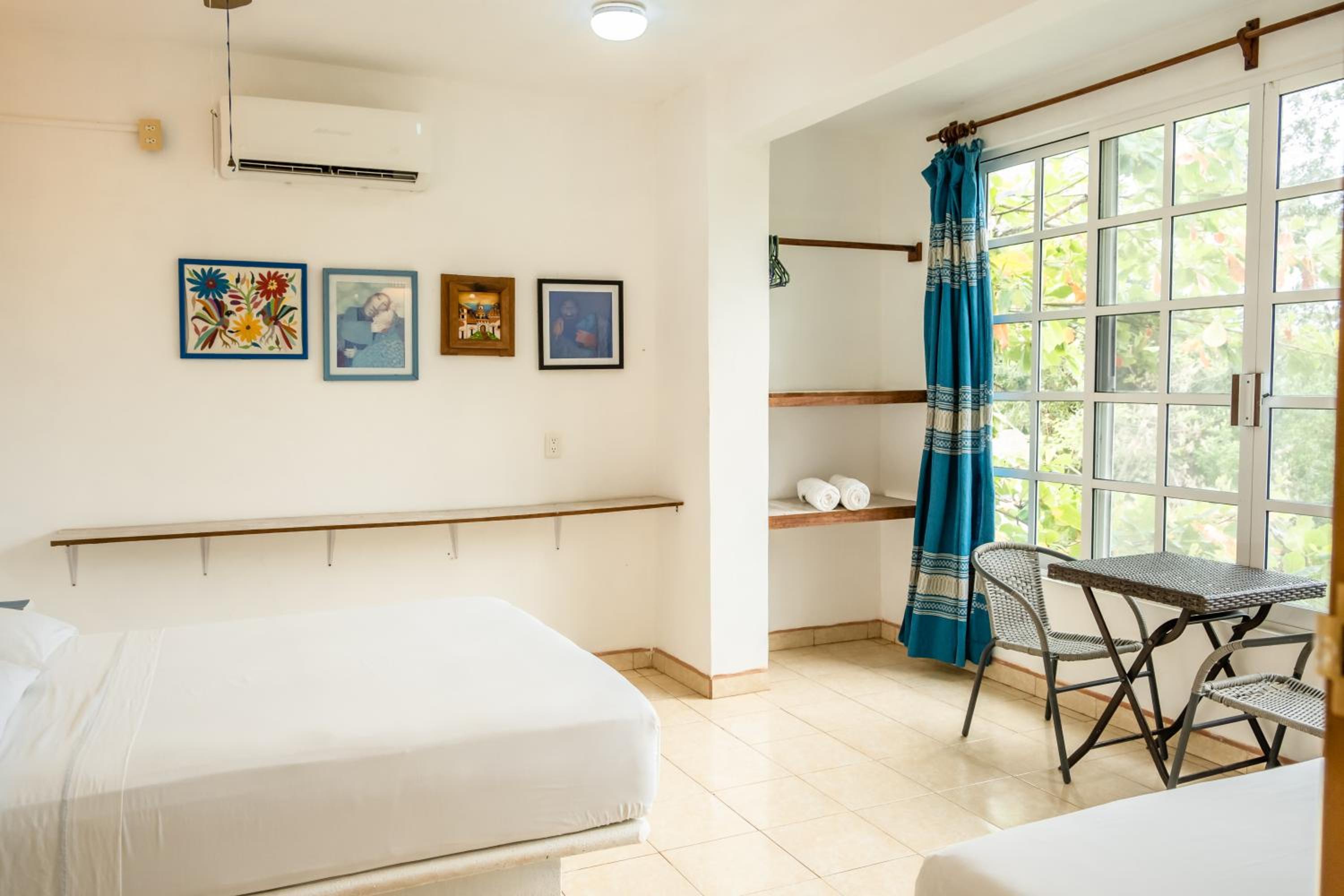 Comfort Triple Room with Shower - Photo 5