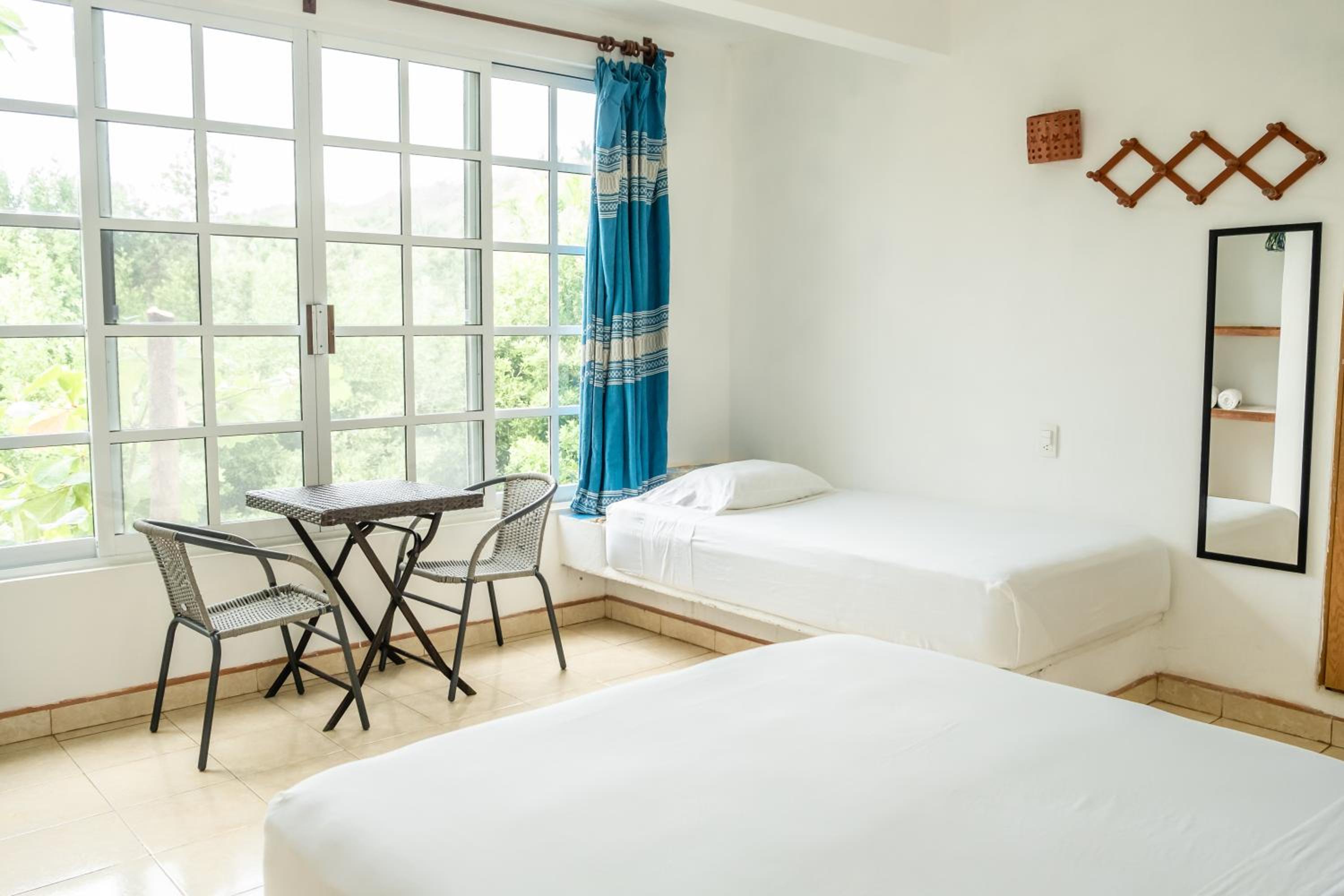 Comfort Triple Room with Shower - Photo 3