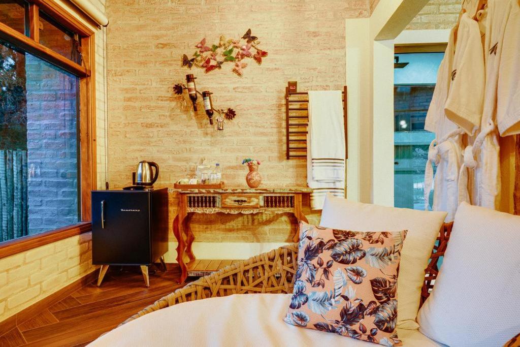 Deluxe Double Room with Bath photo 2