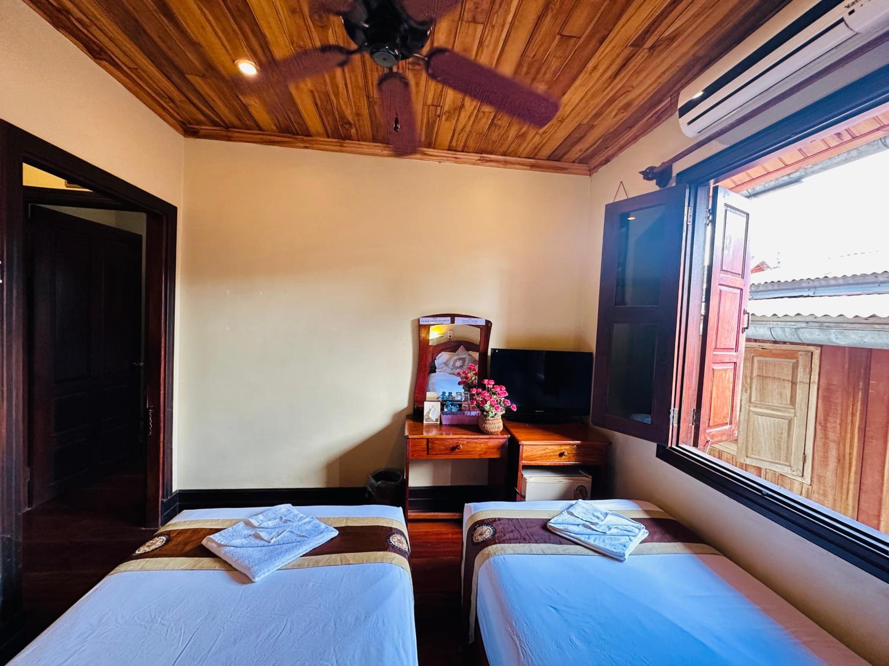 Deluxe Twin Room - Photo 4