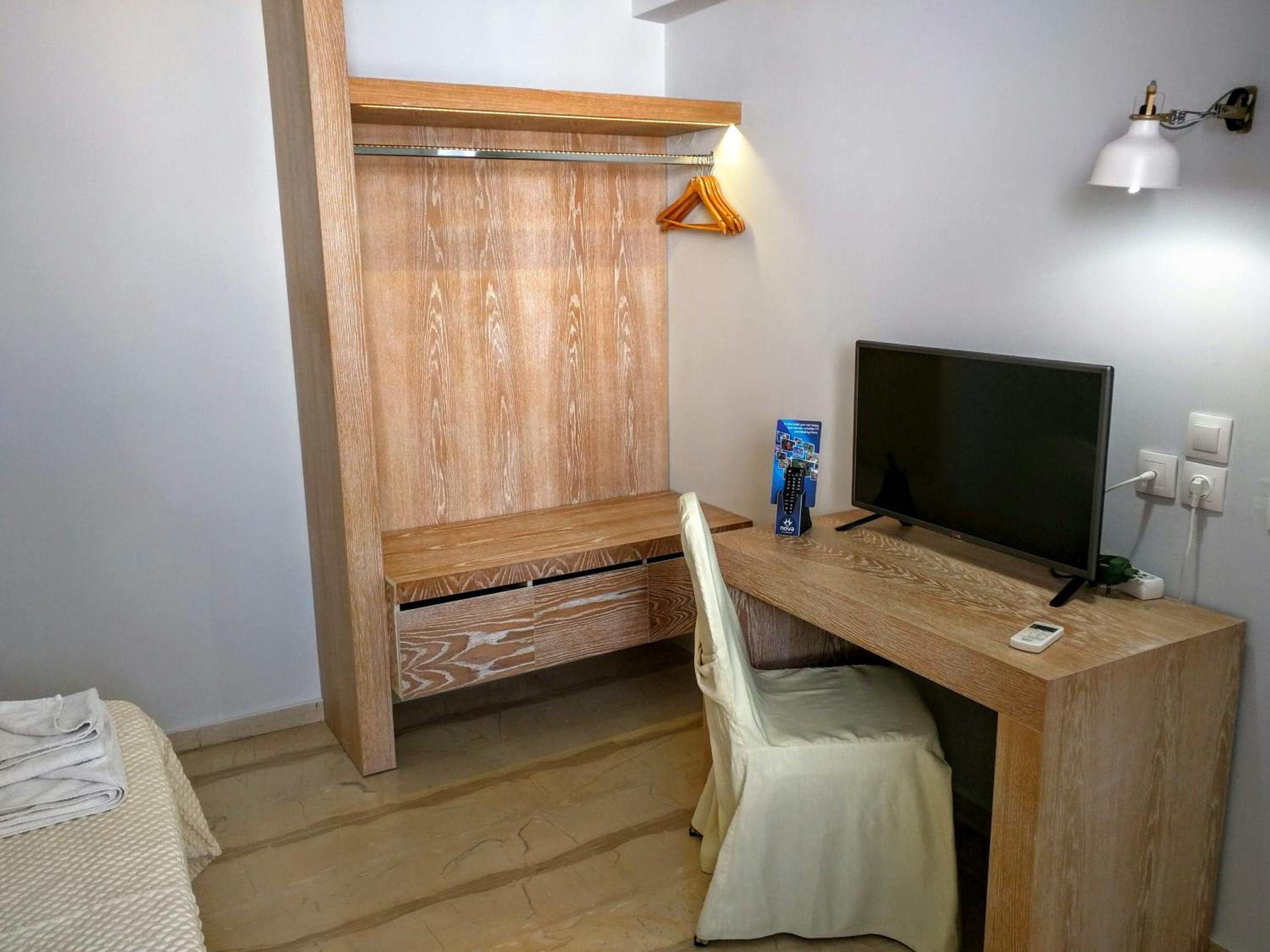 One-Bedroom Apartment with Garden View photo 3