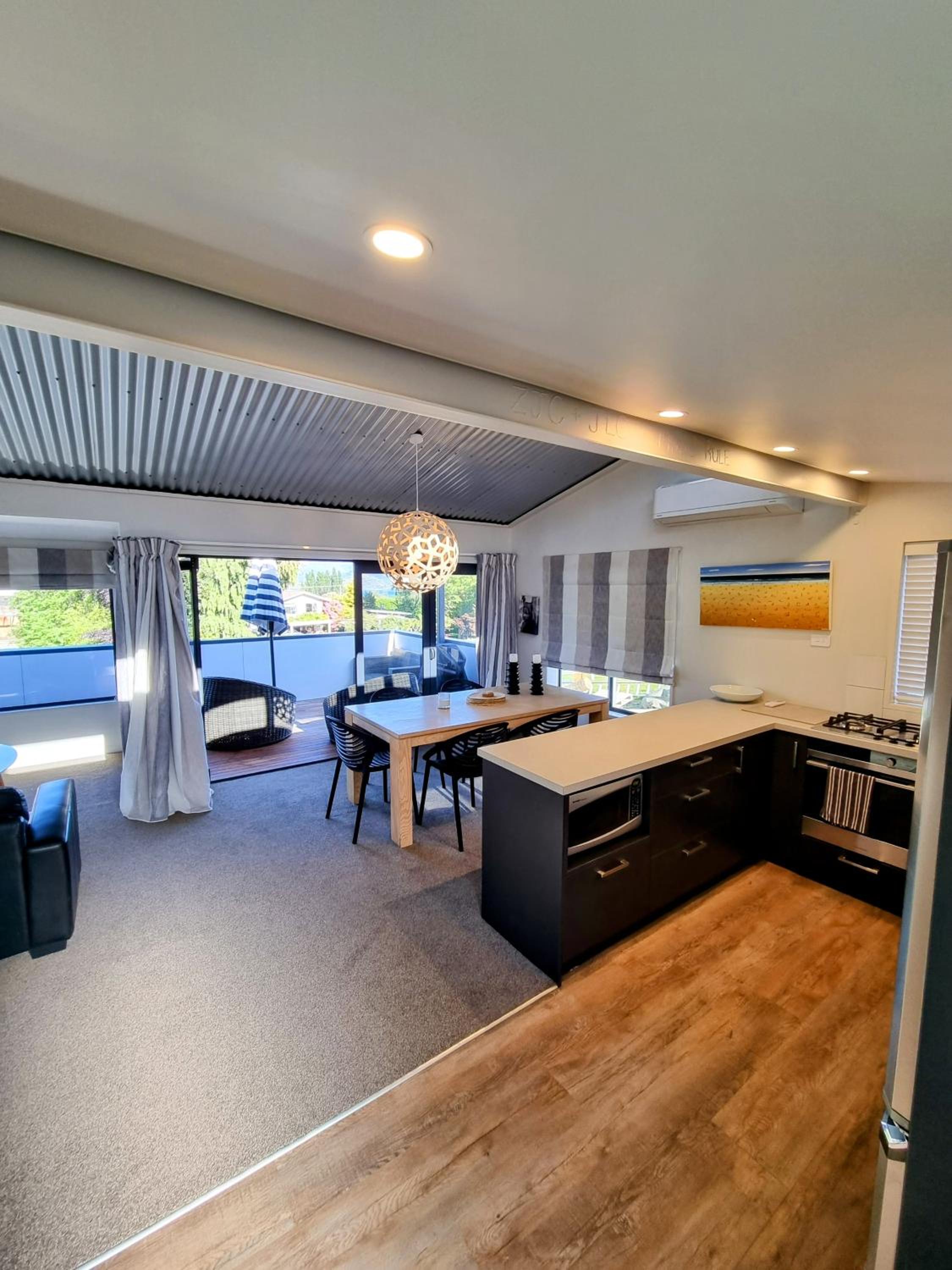 Two-Bedroom House photo 3