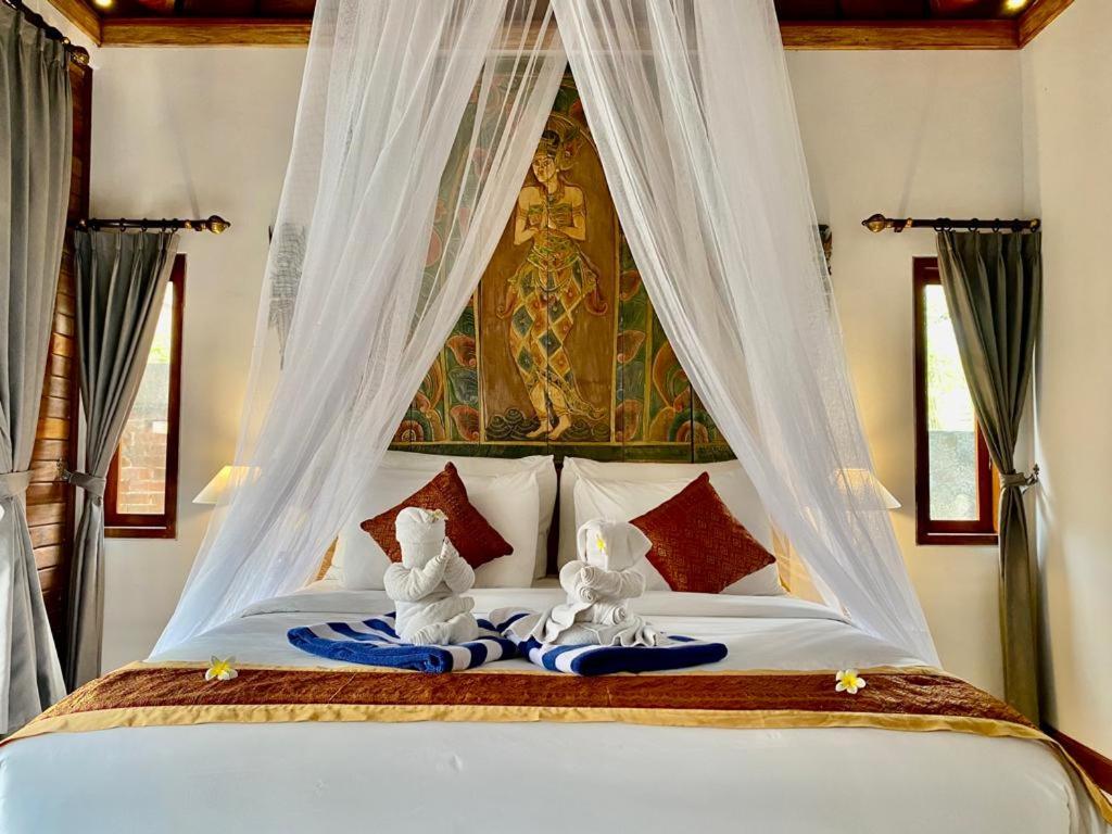Suite with Private Pool