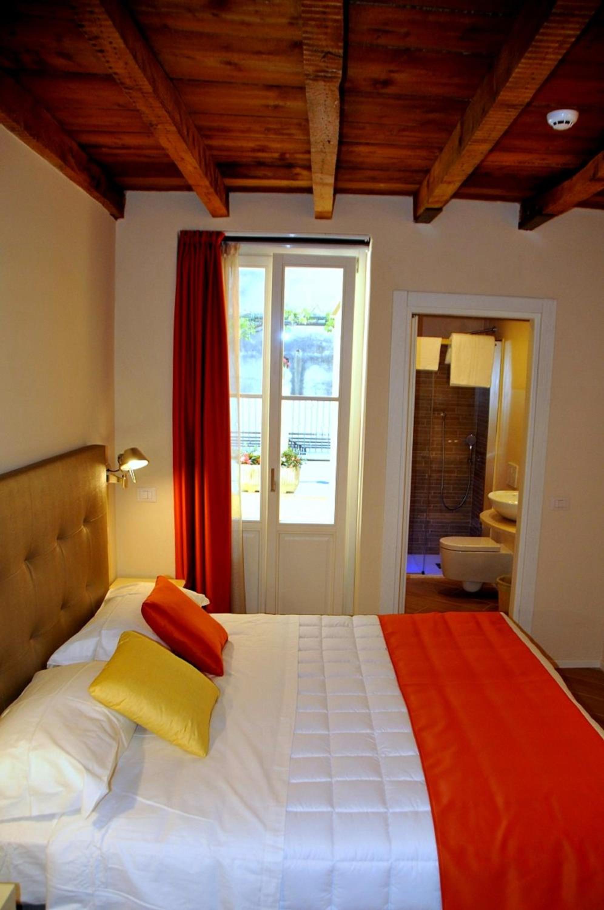 Double Room - Photo 1
