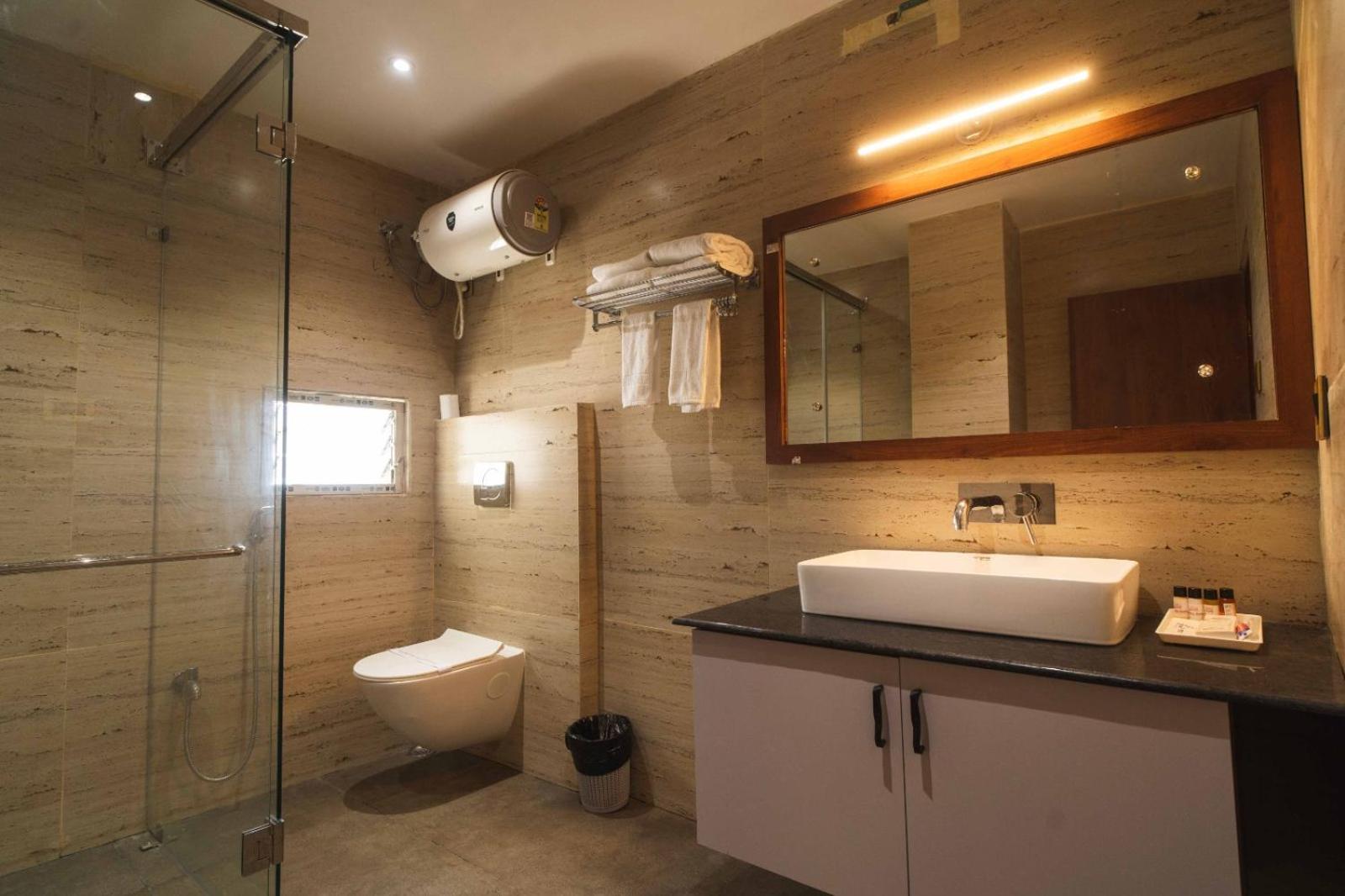 Deluxe Triple Room photo 3