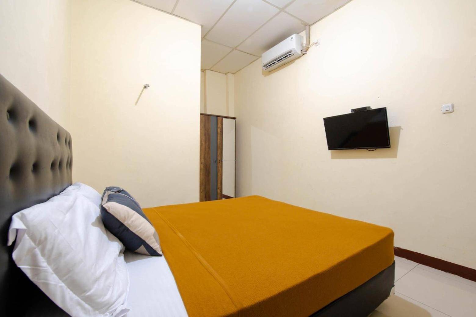 Standard Double Room - Photo 7
