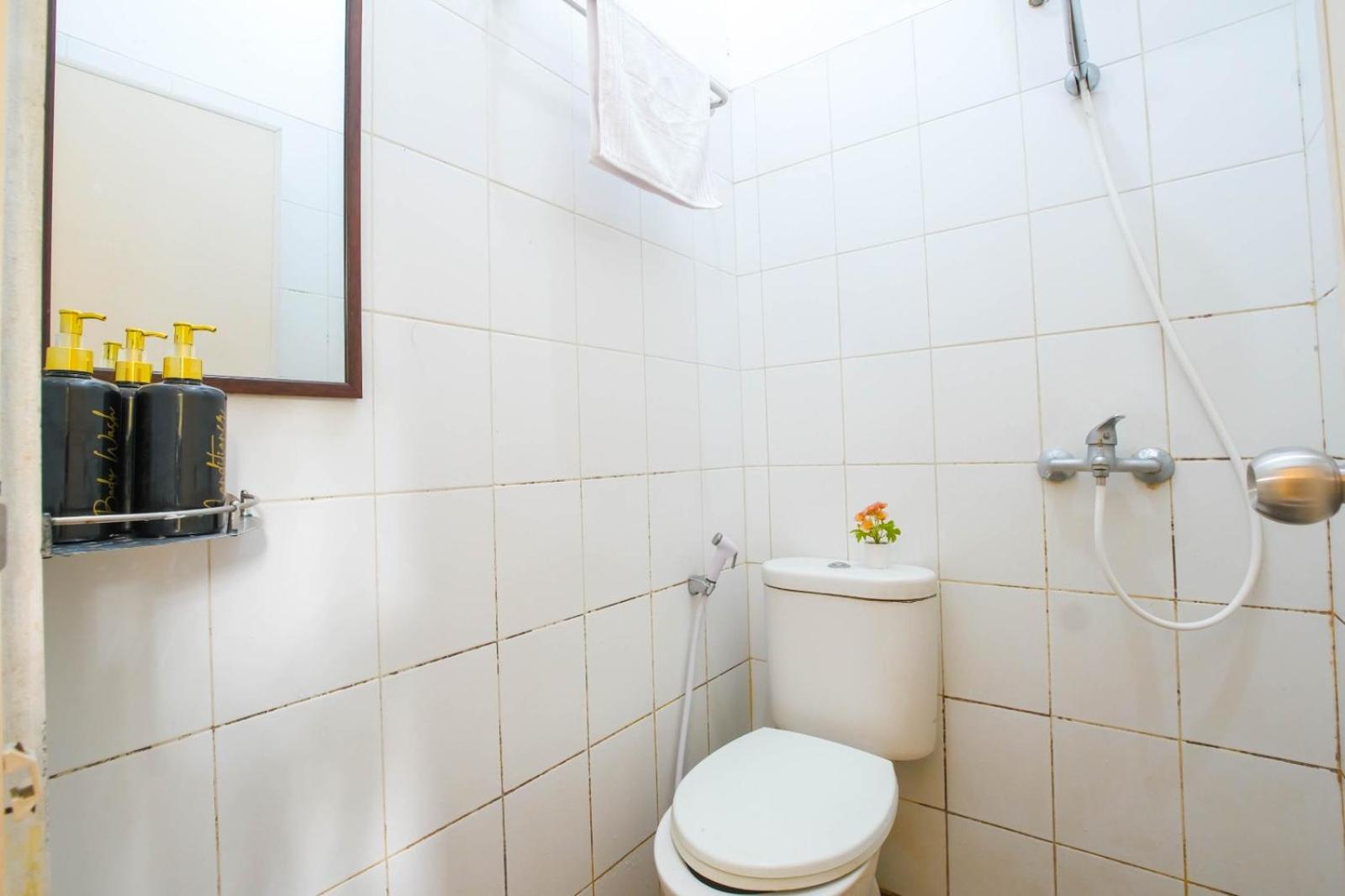 Standard Double Room - Photo 6