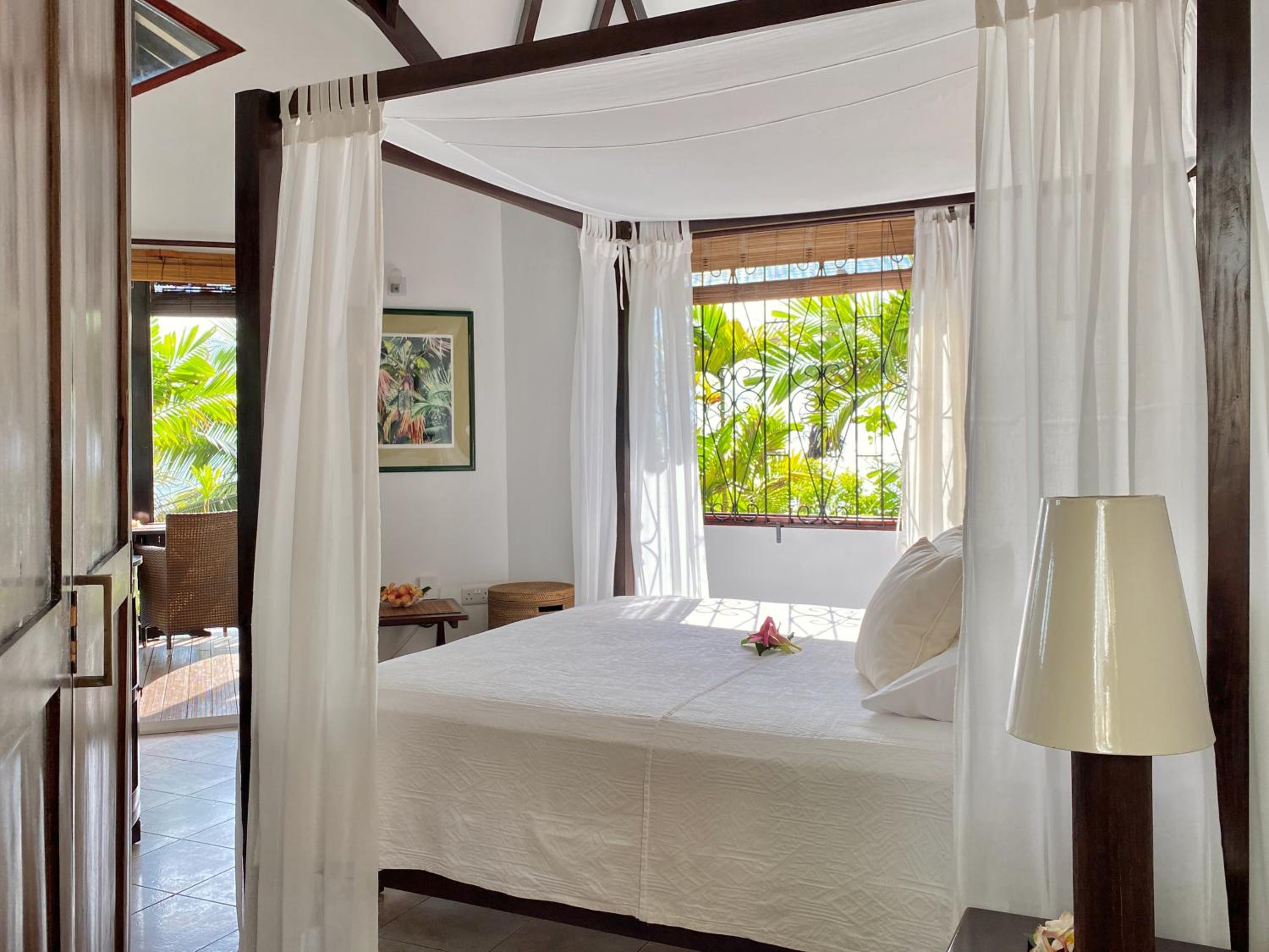 One-Bedroom Chalet with Seaview