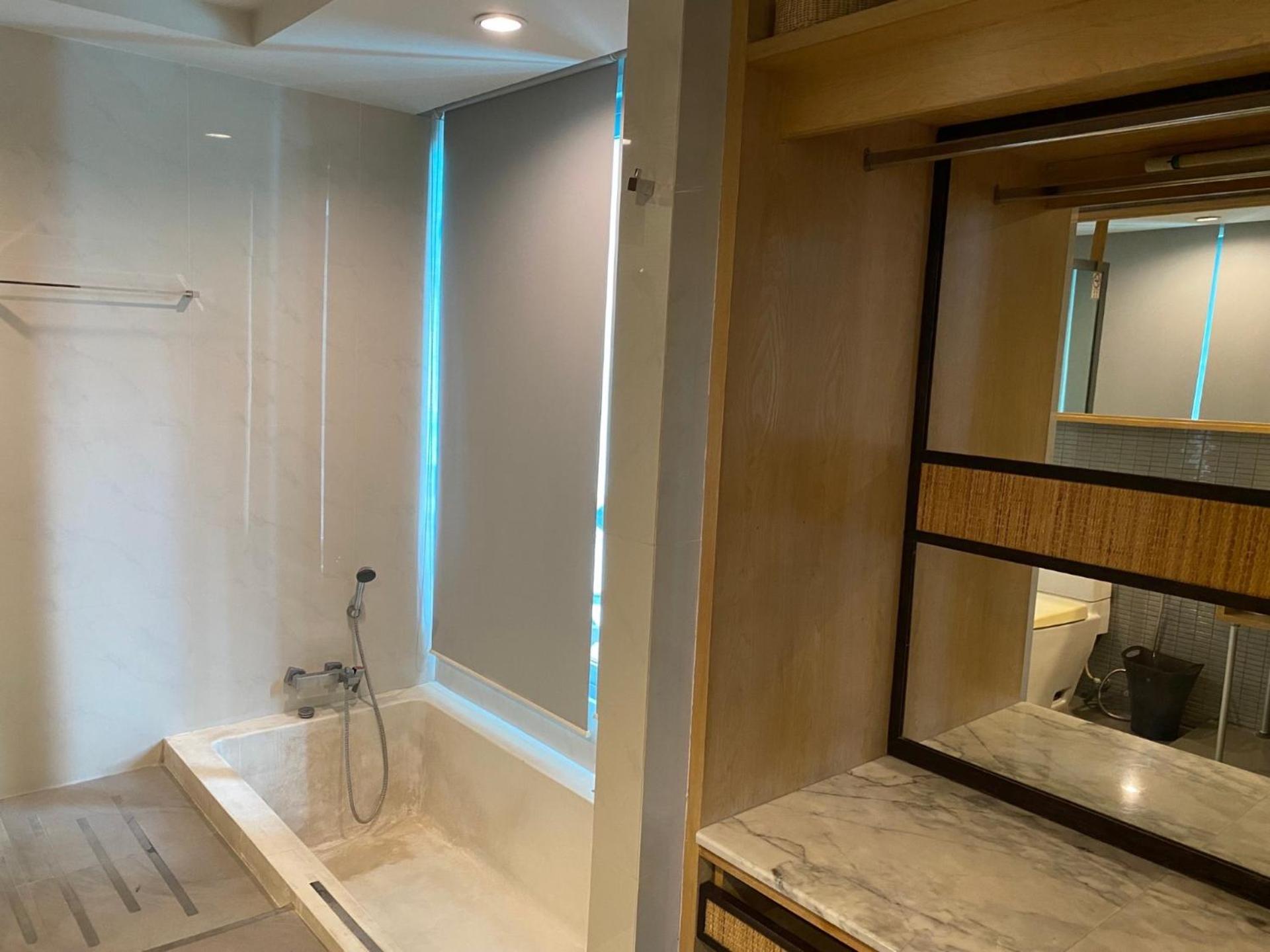 King Room with Pool View - Ground Floor photo 3