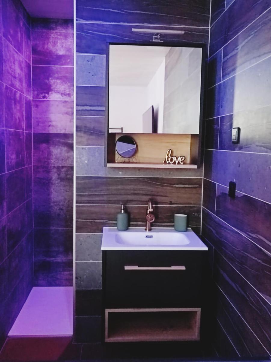 Studio with Spa Bath - Photo 2