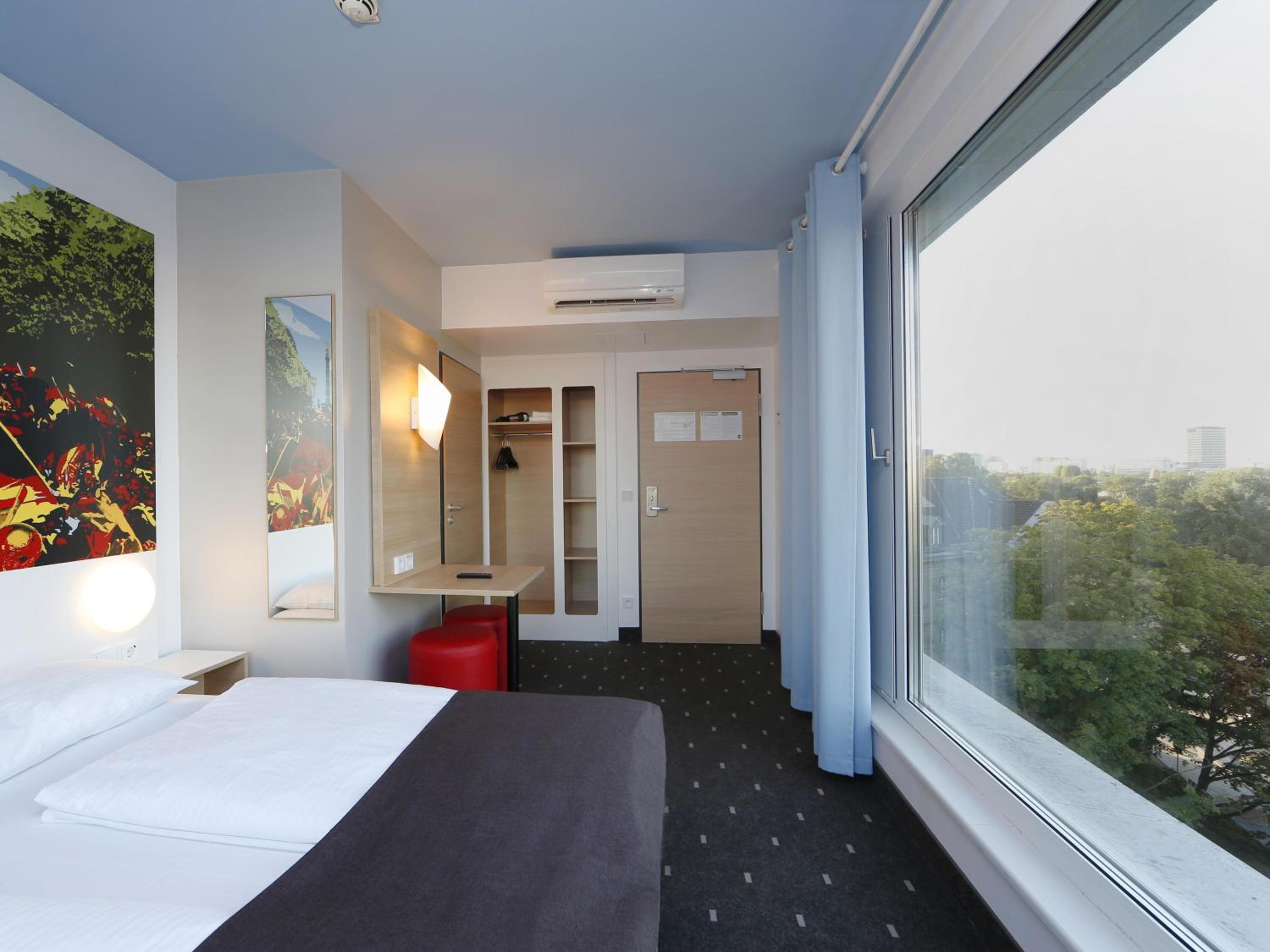 Double Room - Photo 6