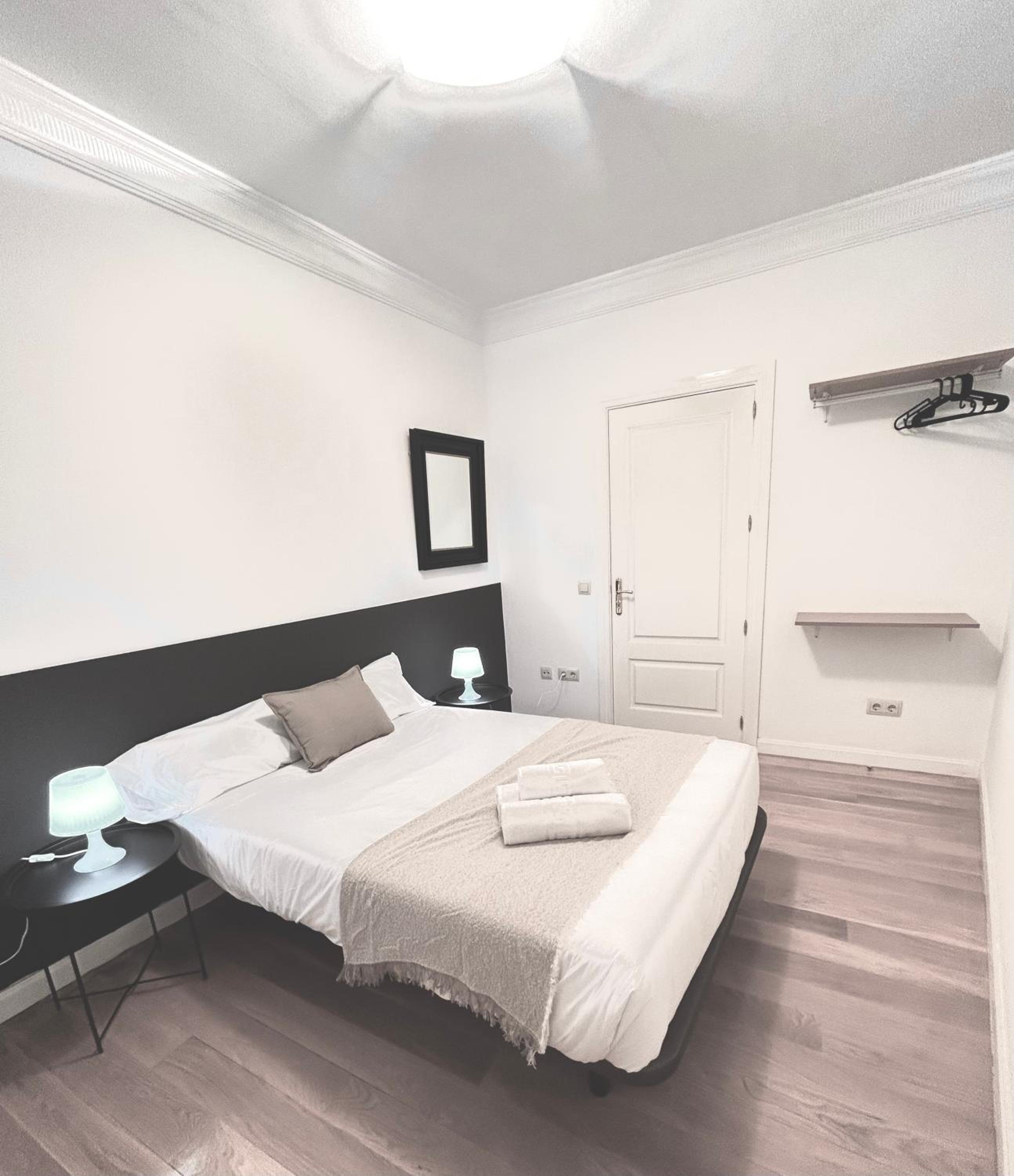 Habitación doble con baño compartido