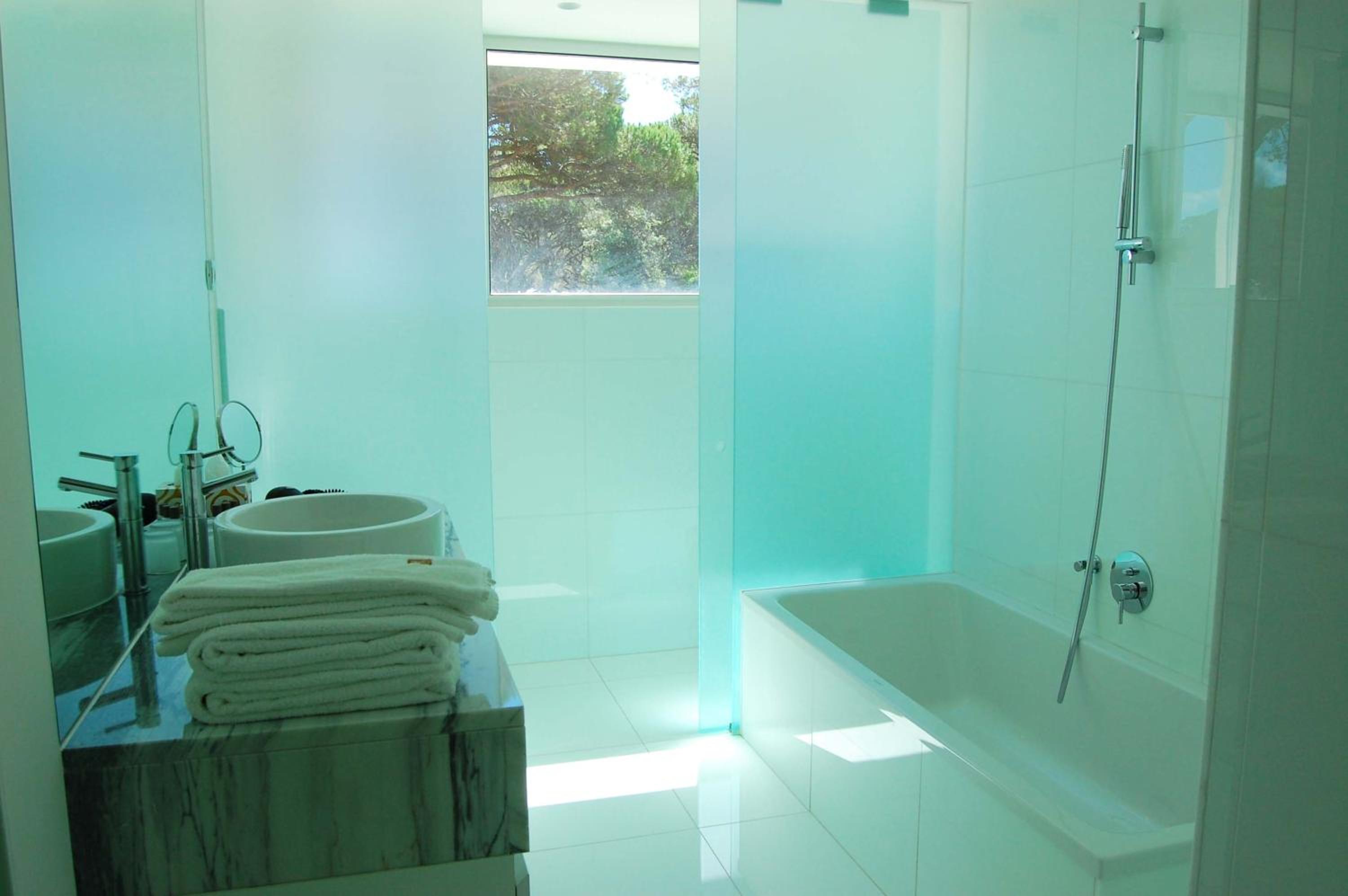 Villa With Private Pool thumbnail 6