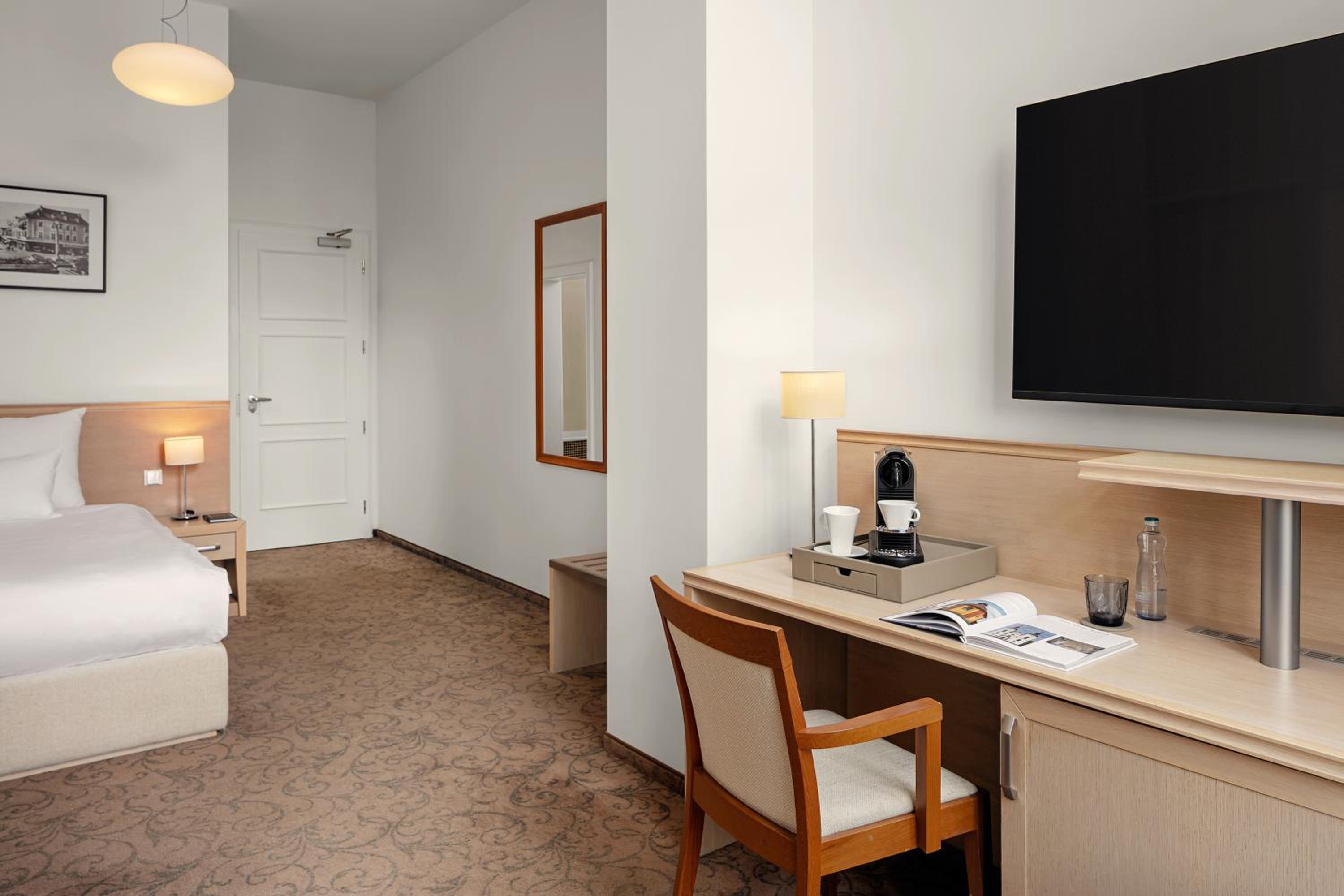 Single Room photo 2