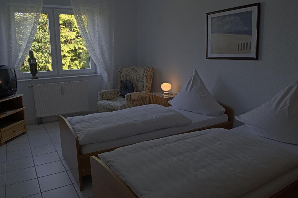 Double Room - Photo 4