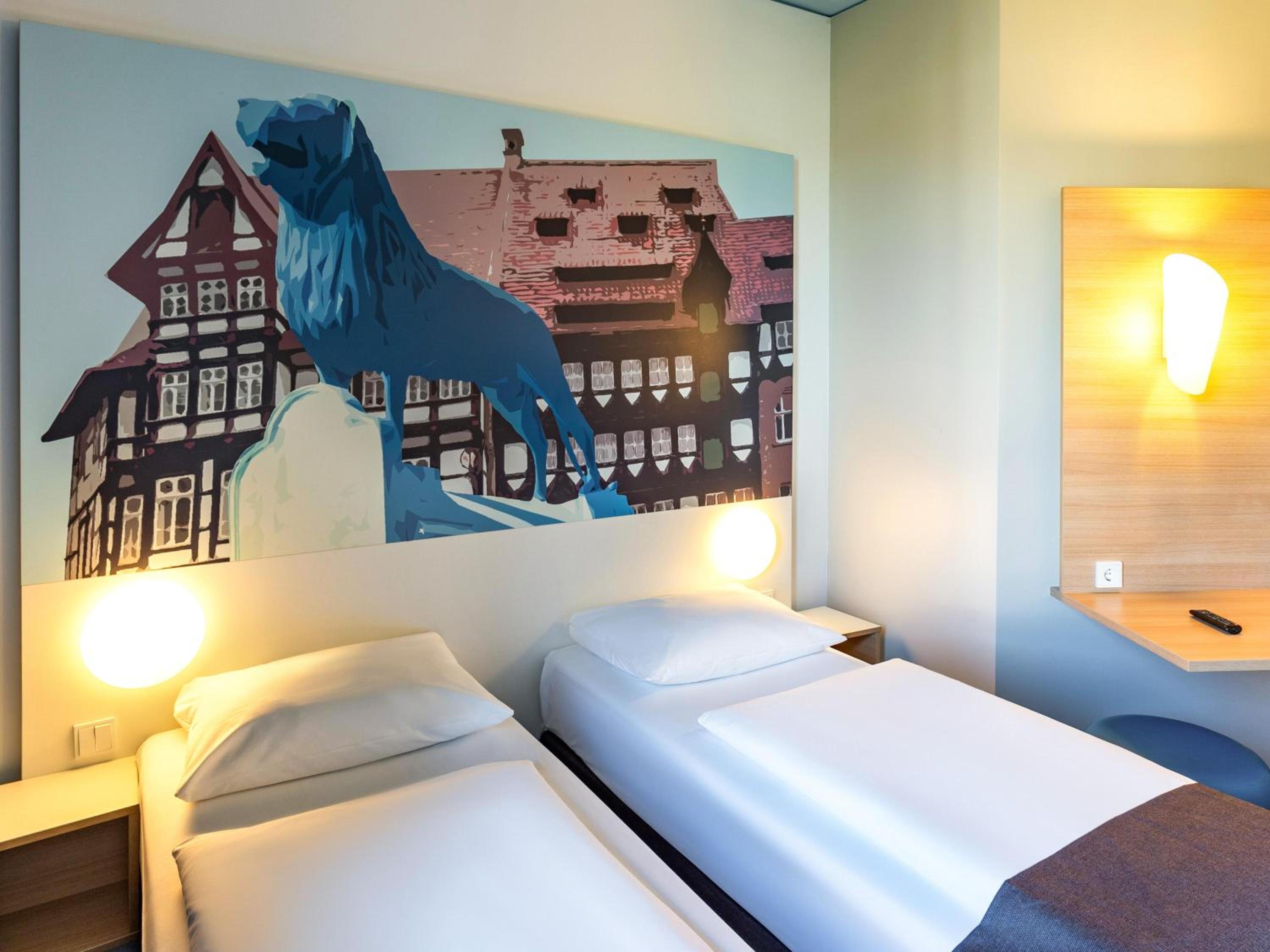 Twin Room - Photo 1
