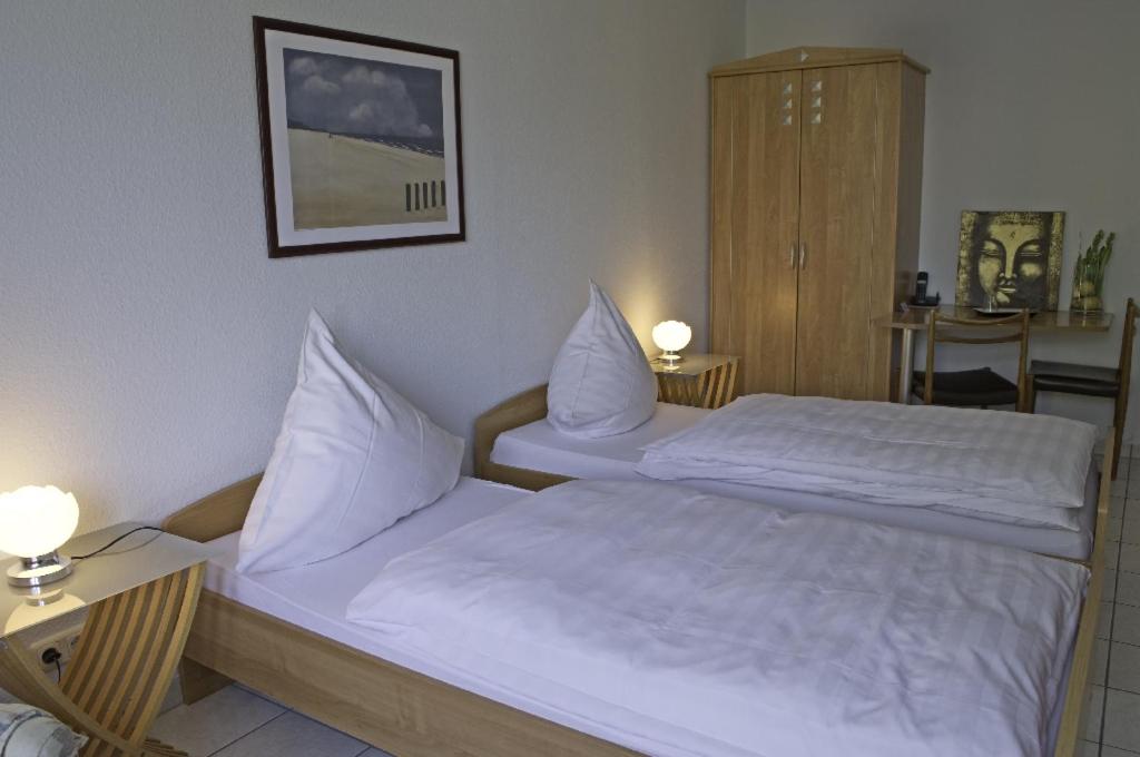 Double Room - Photo 3