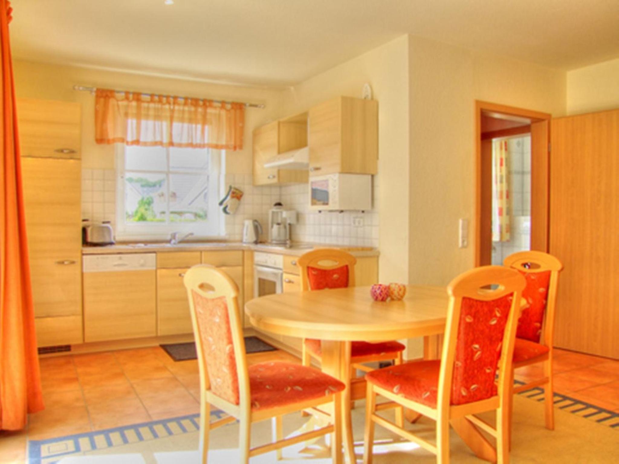 One-Bedroom Apartment with Terrace photo 2