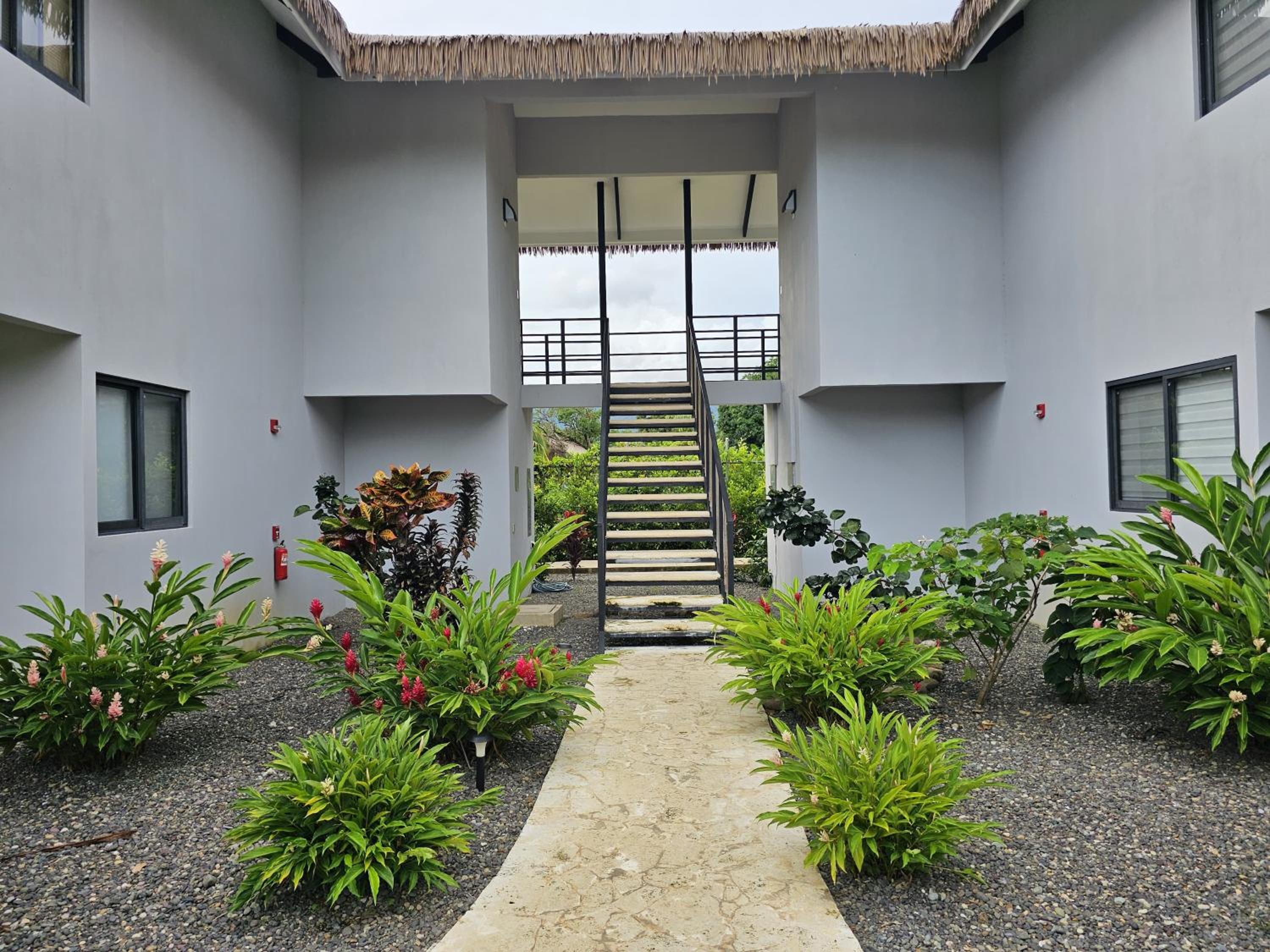 Deluxe Double Room with Balcony photo 2