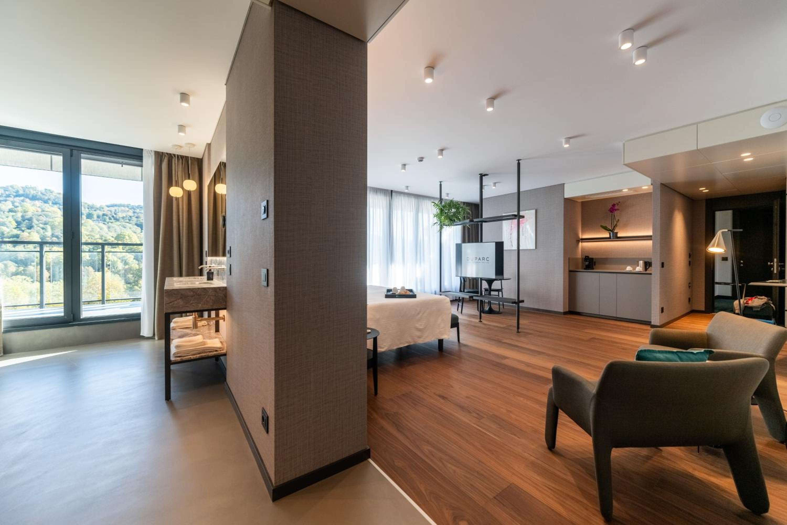 Junior Suite with Terrace - Photo 12