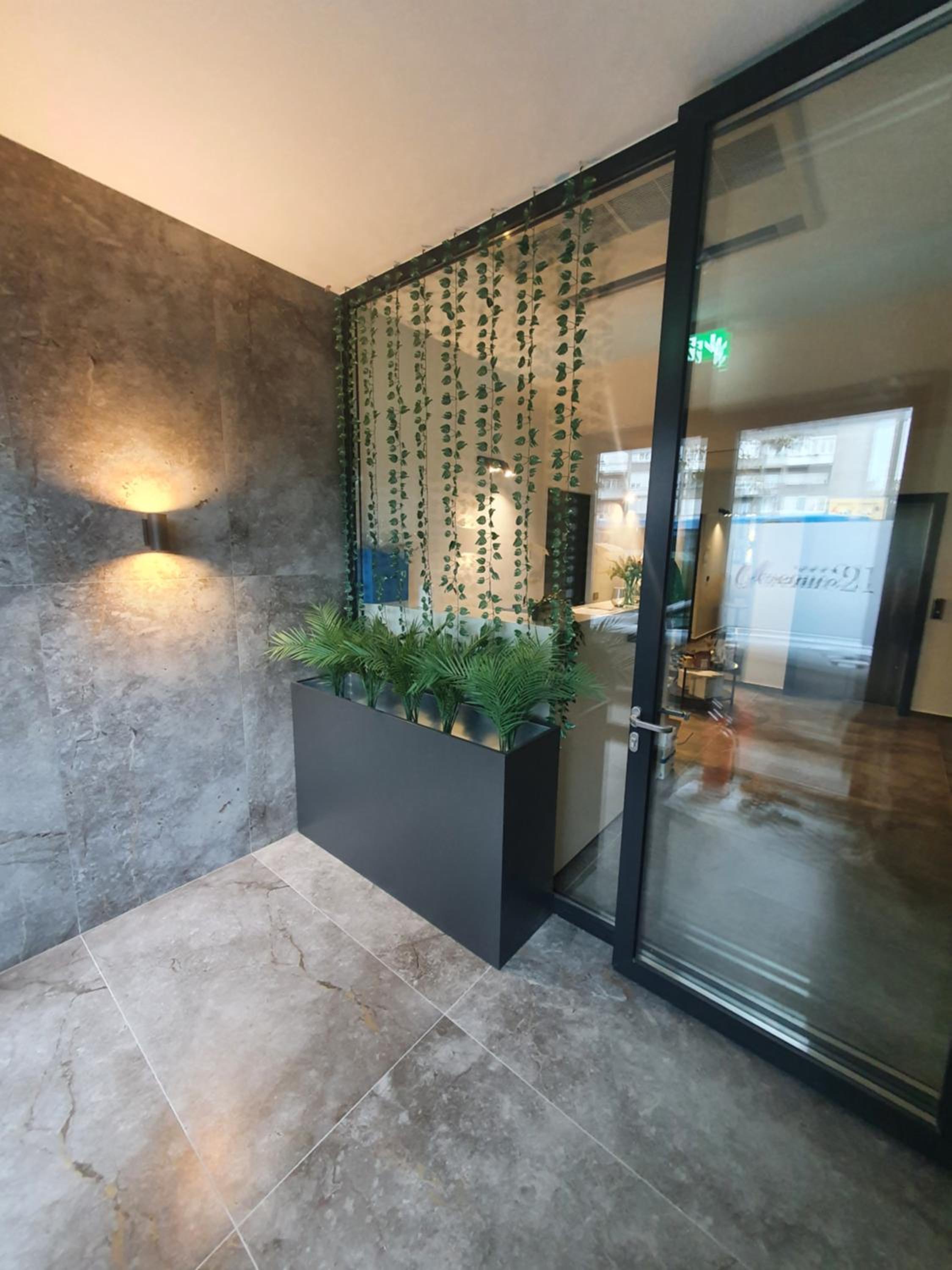 Deluxe Double Room with Balcony - Photo 5