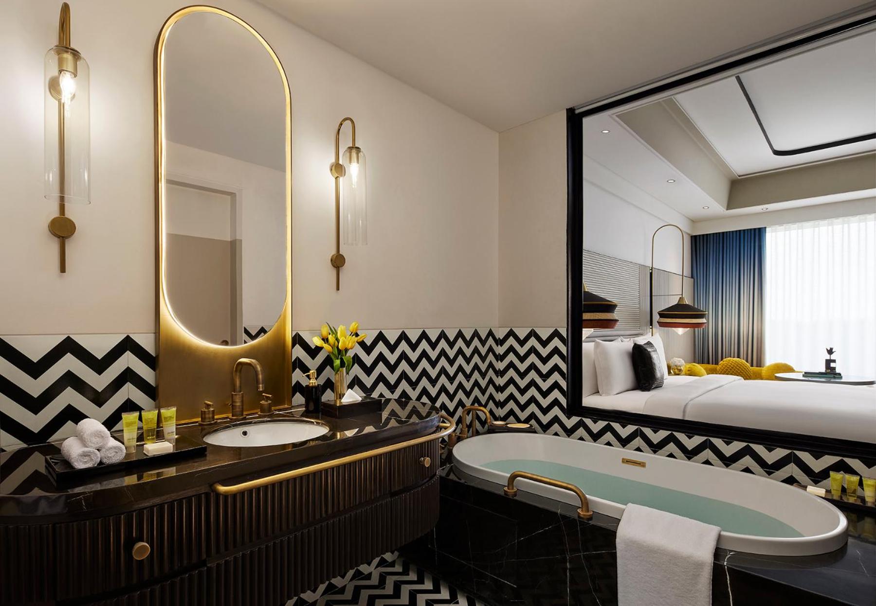 Premium King Room with 15% discount on Spa & coffee shop - Photo 9