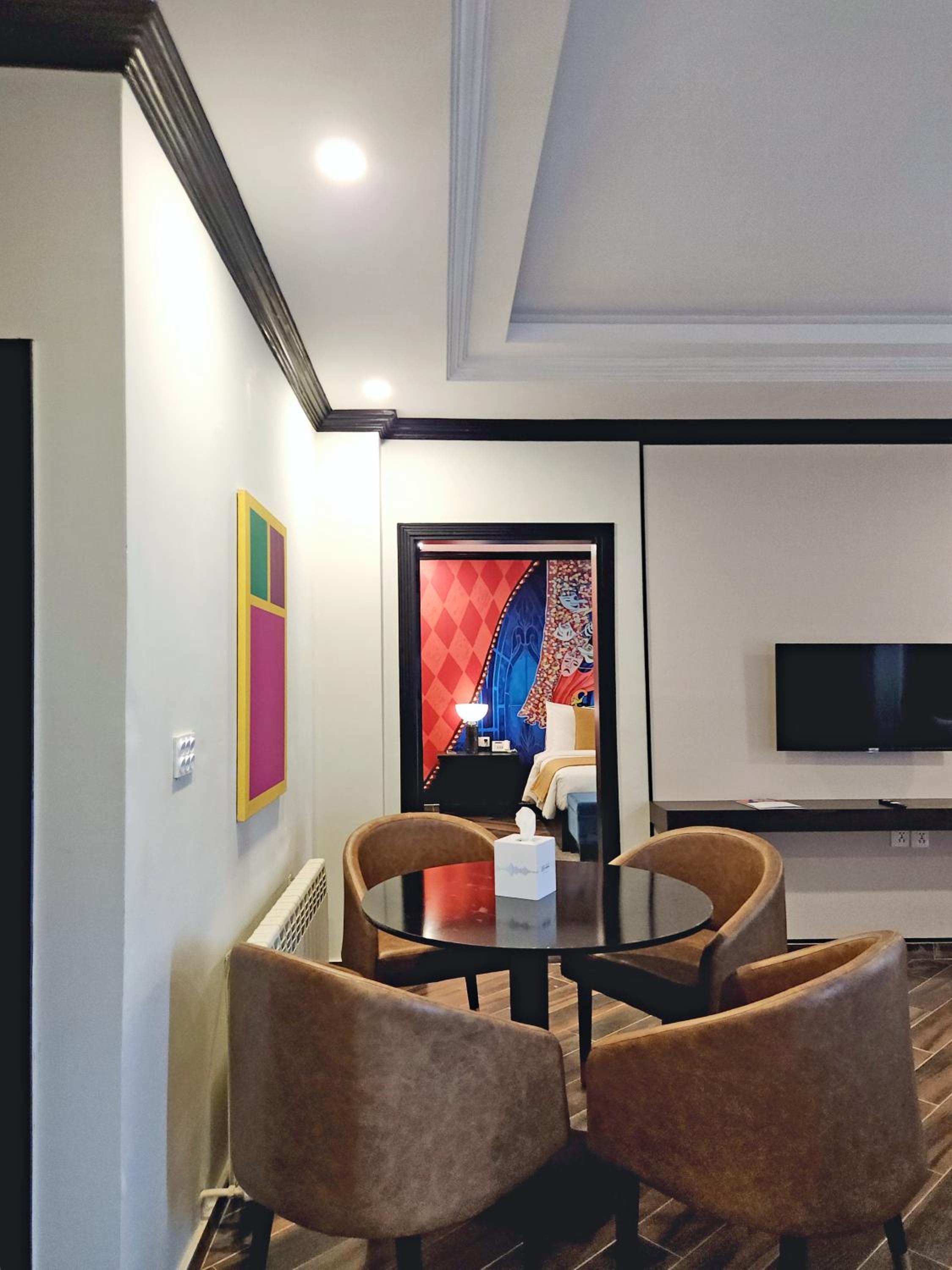 Vibe Executive Suite photo 2
