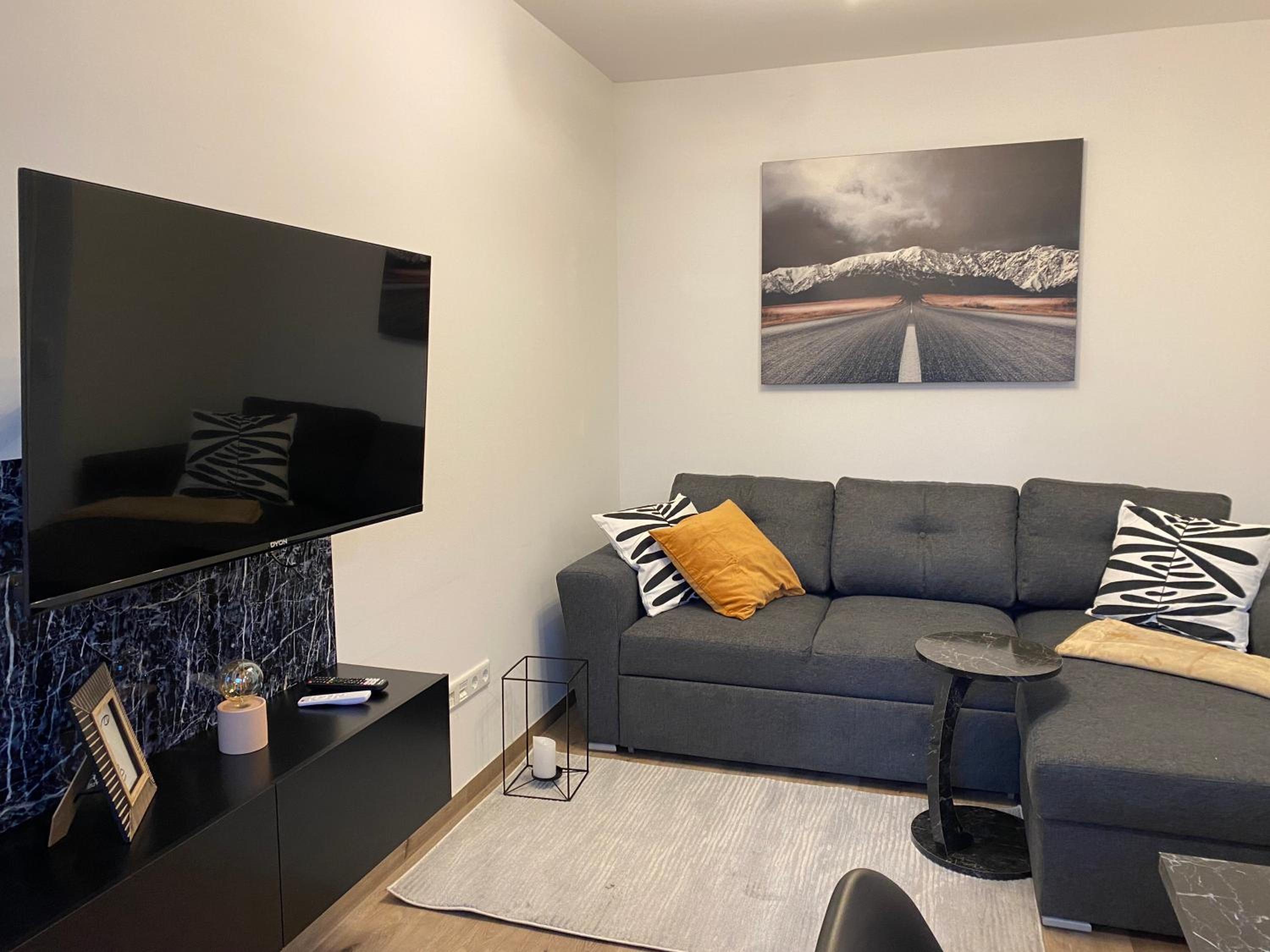 Two-Bedroom House photo 2