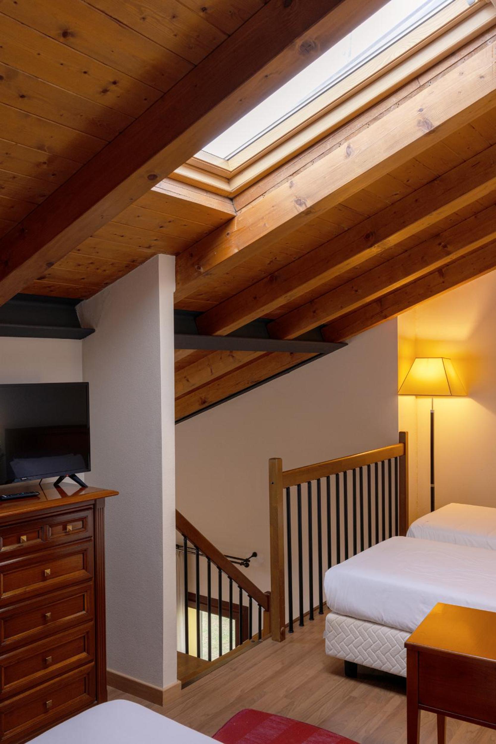 Suite - Photo 6