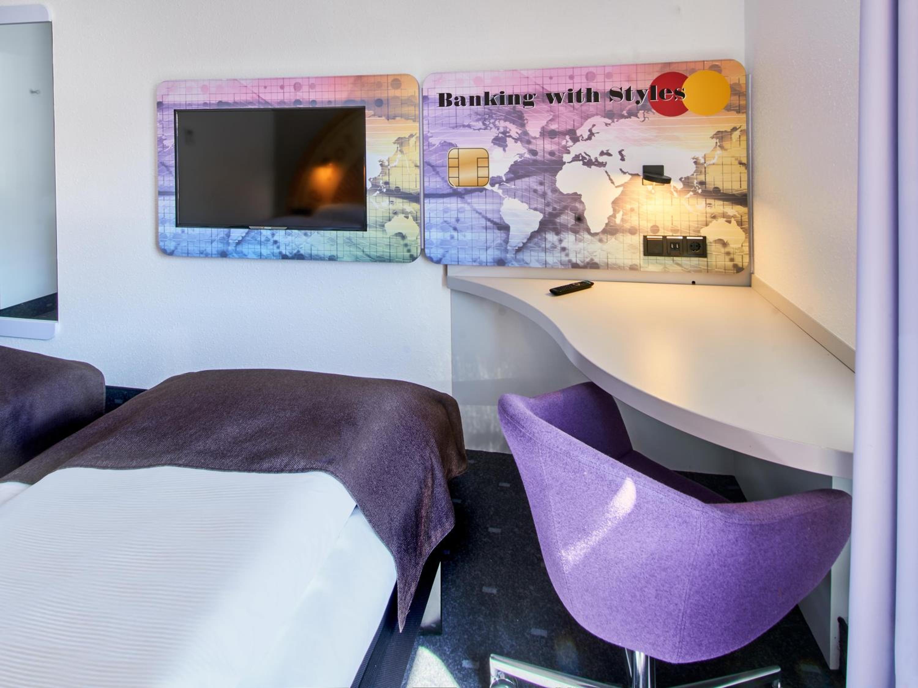 Twin Room - Photo 2