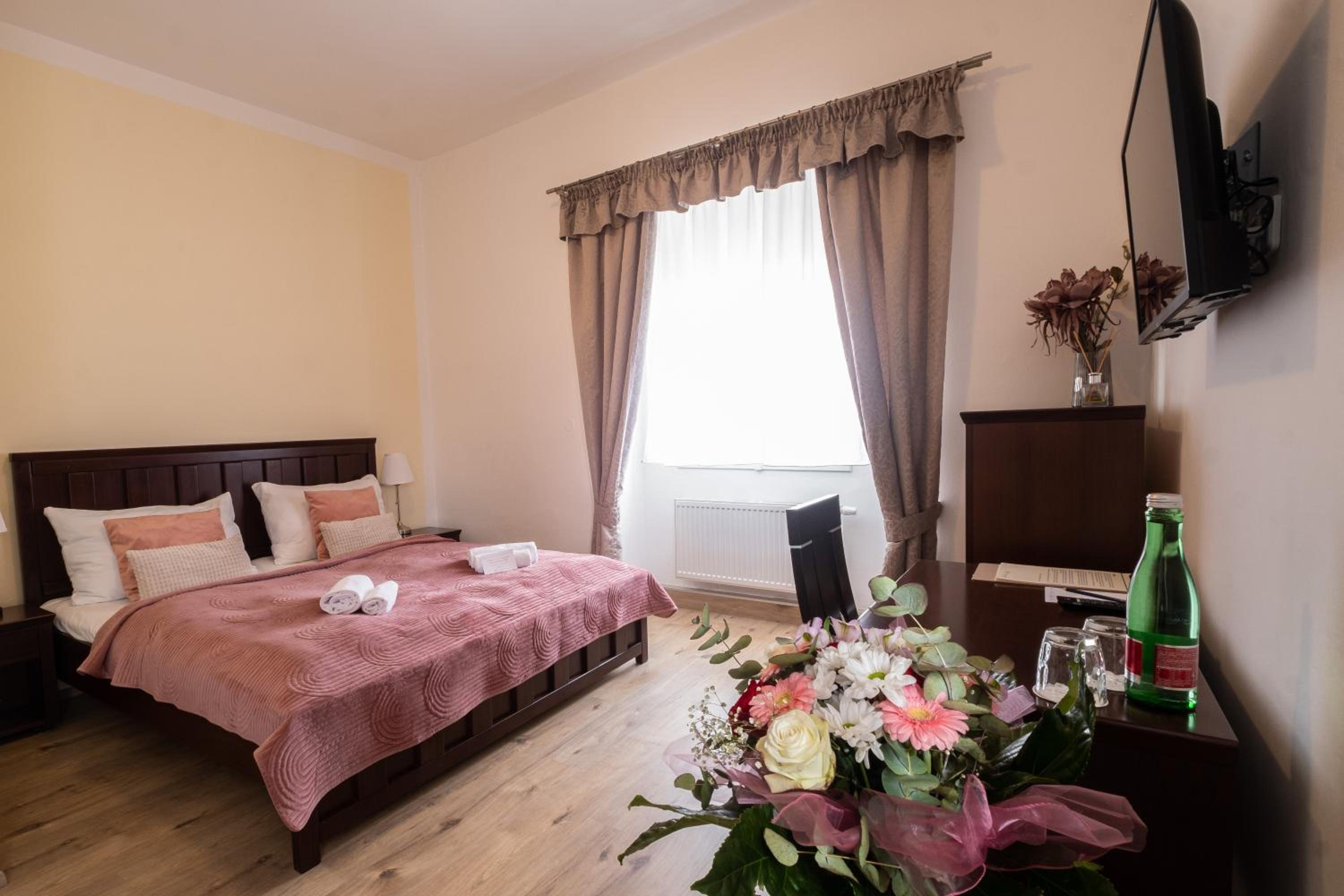 Superior Double Room - Photo 4