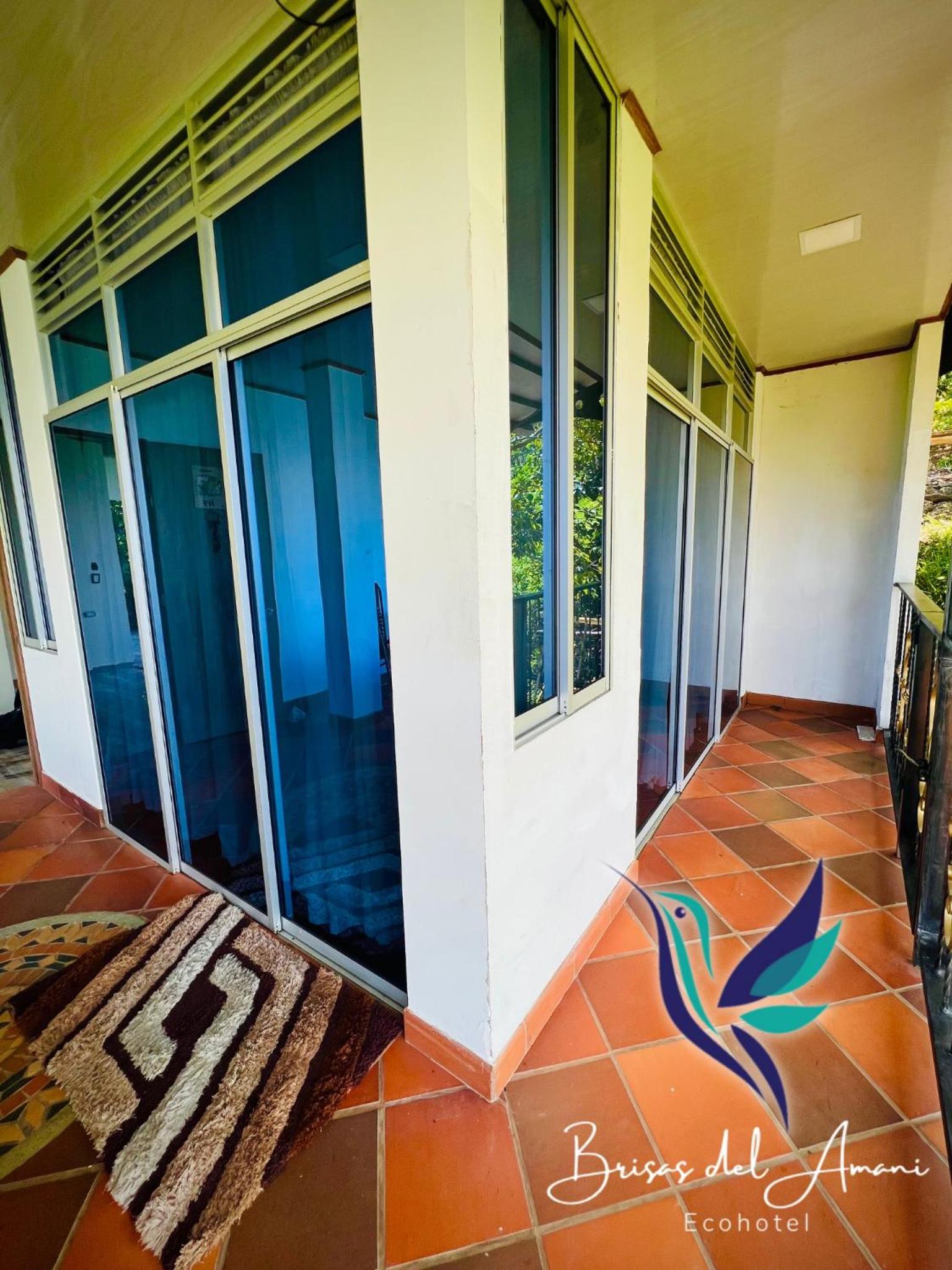 Double Room with Spa Bath photo 2
