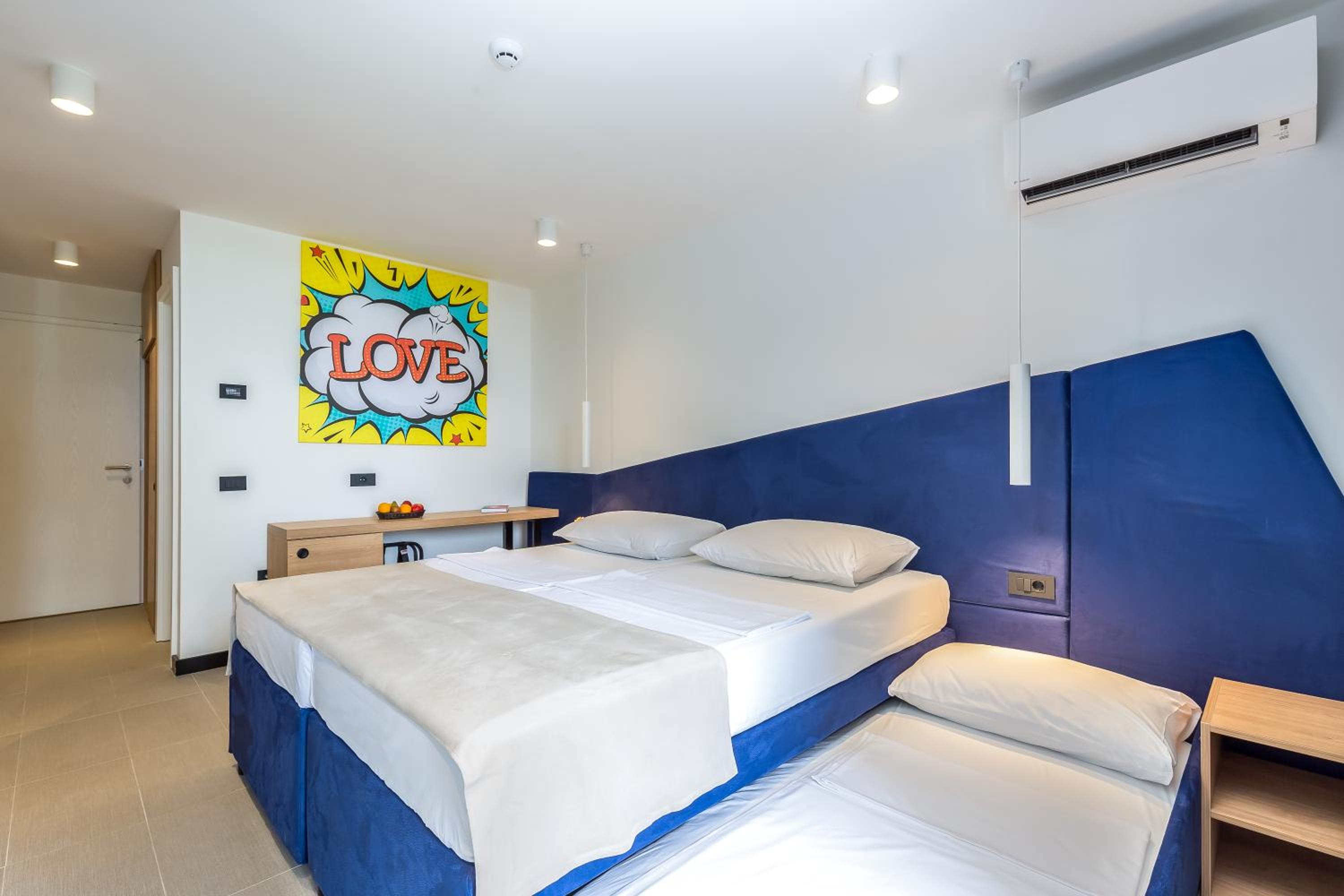 Double Or Twin Room With Balcony - Annex photo 2