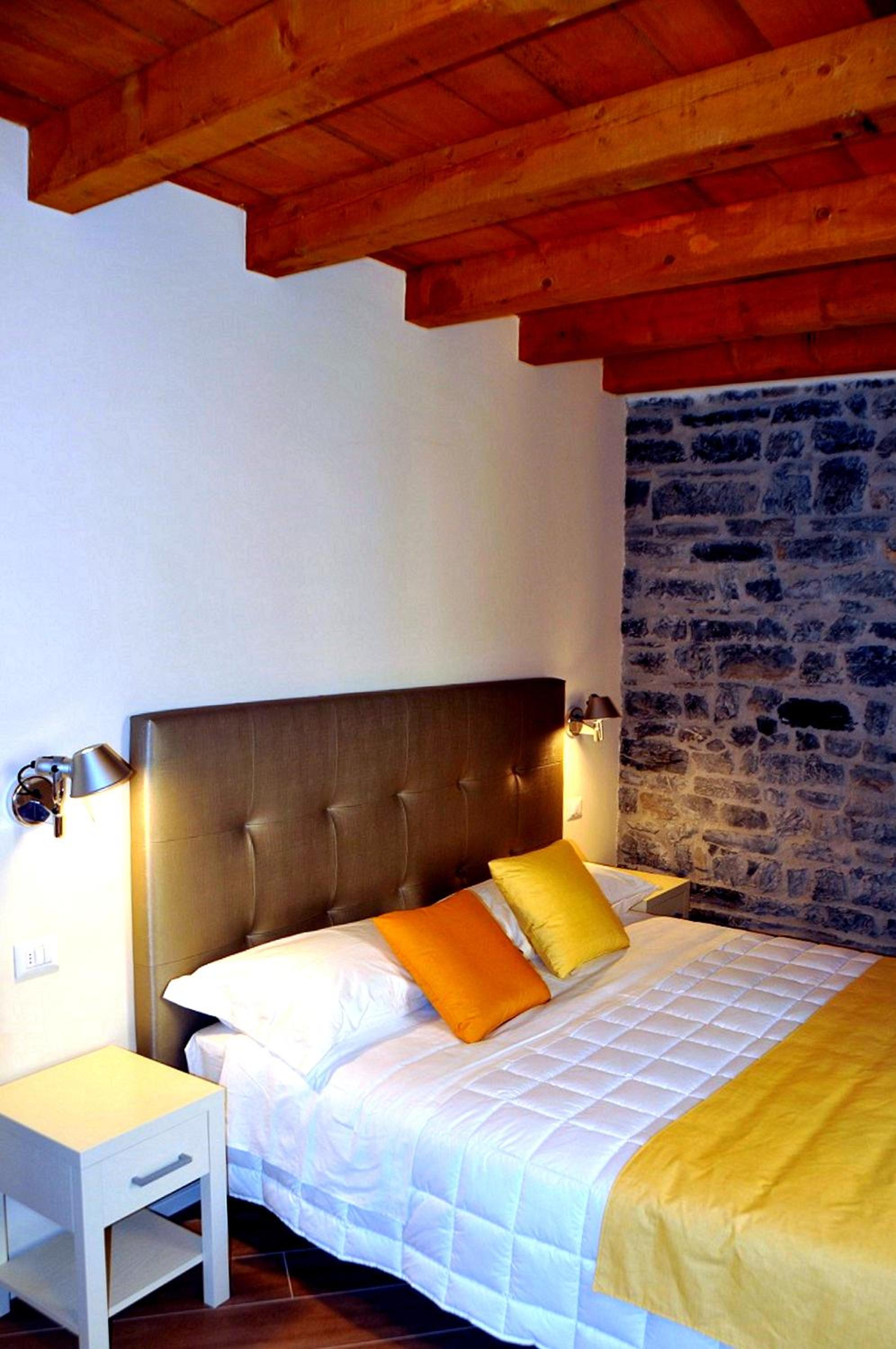 Triple Room - Photo 10