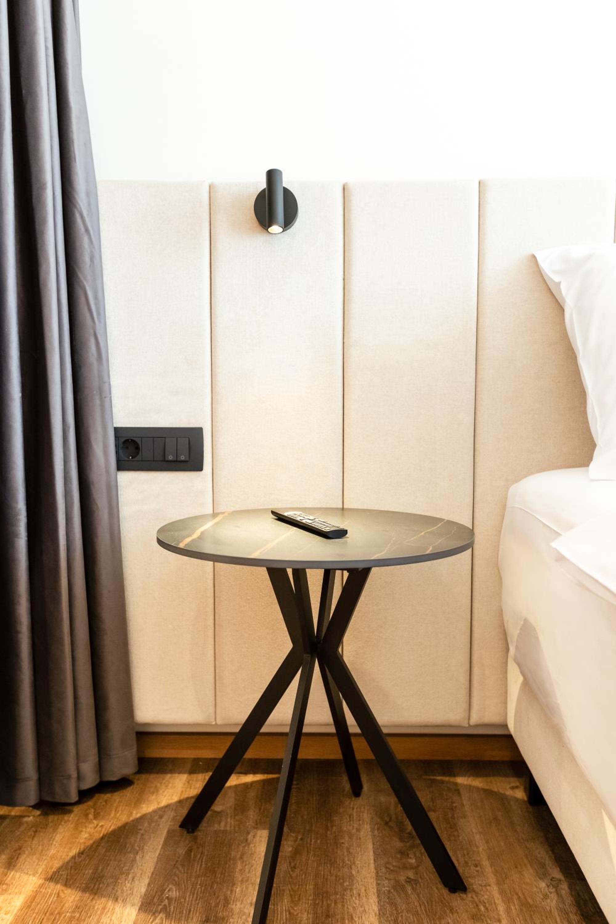 Double or Twin Room - Disability Access photo 2