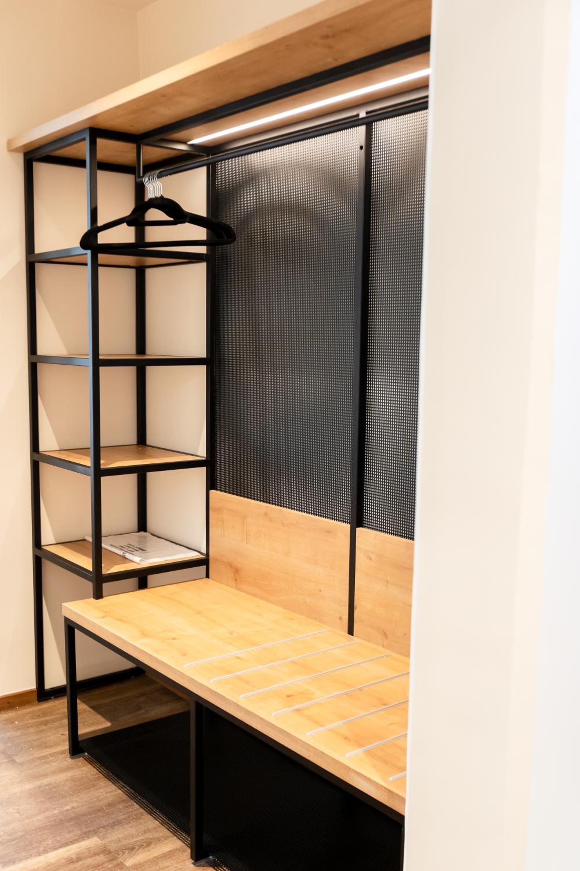 Double or Twin Room - Photo 3
