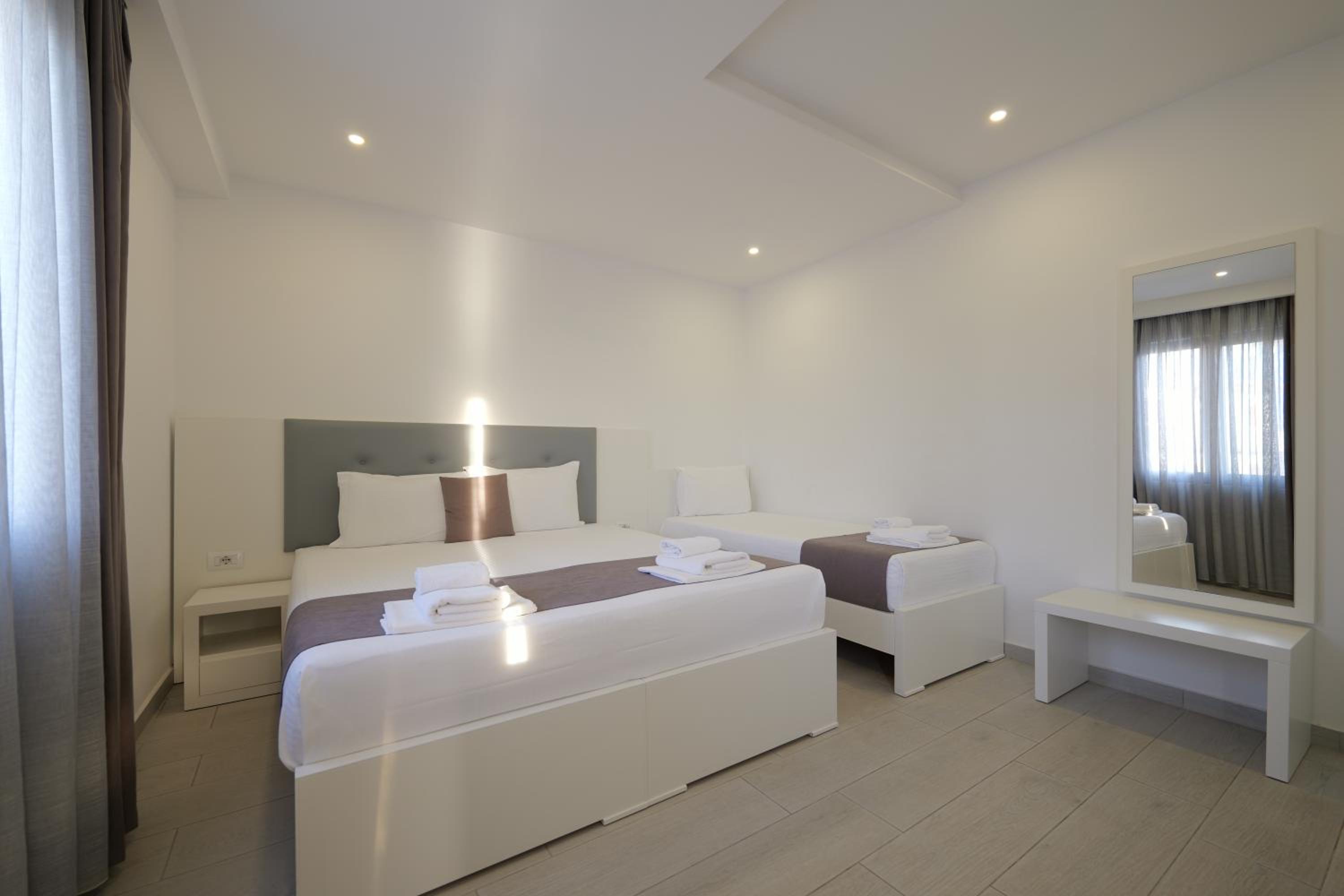Triple Room with Balcony
