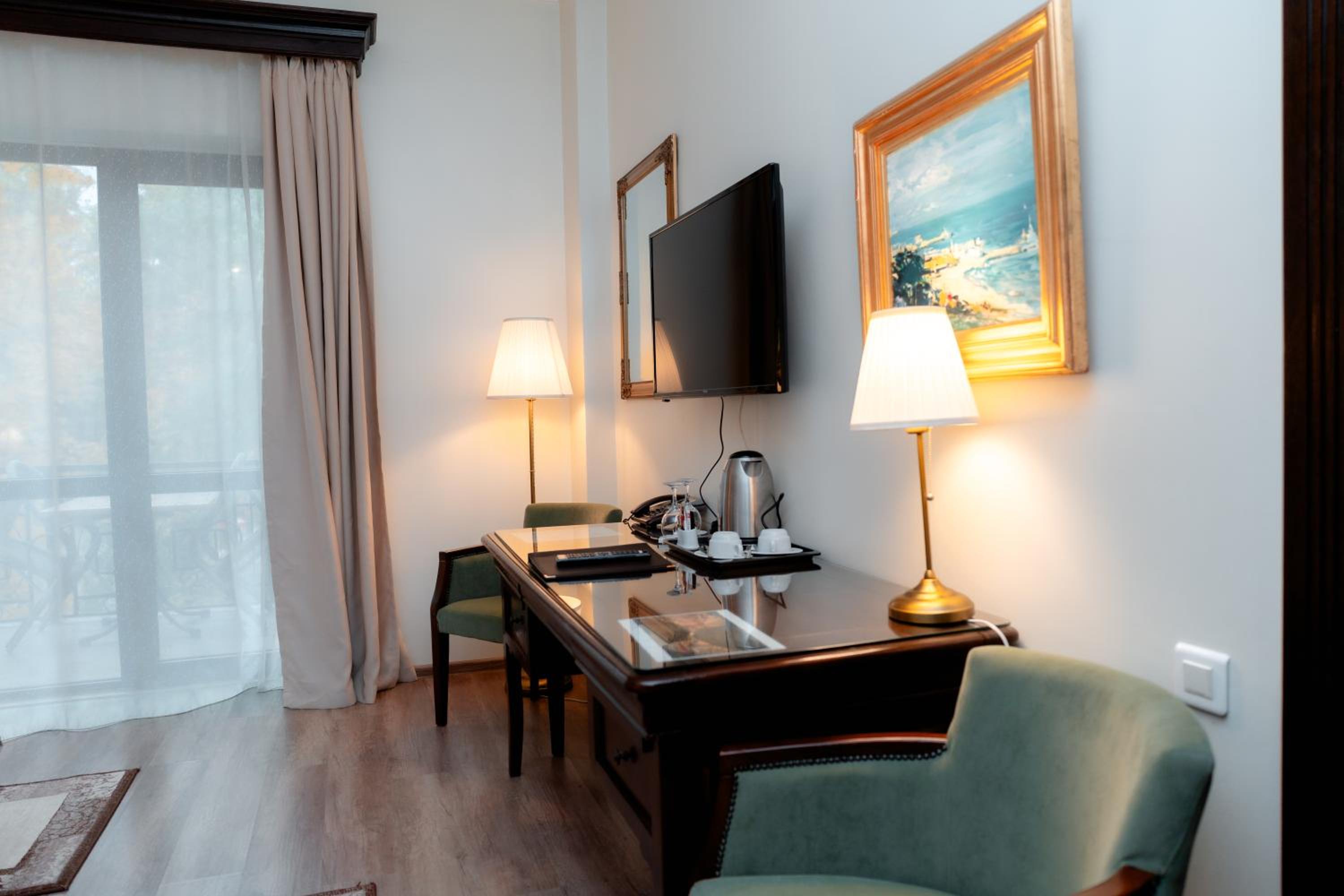 Superior Deluxe Double or Twin Room