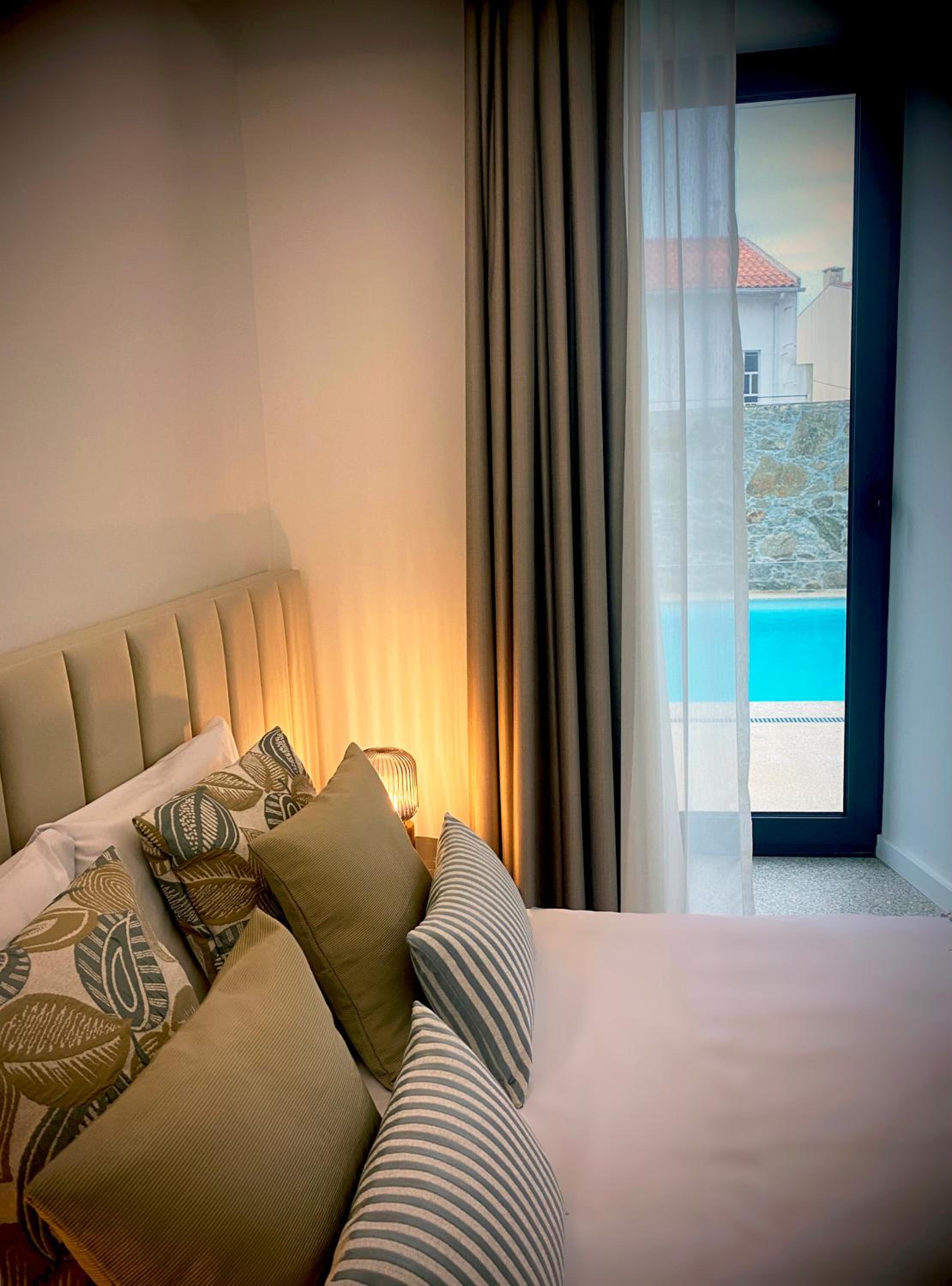 Double Room with Pool View photo 1