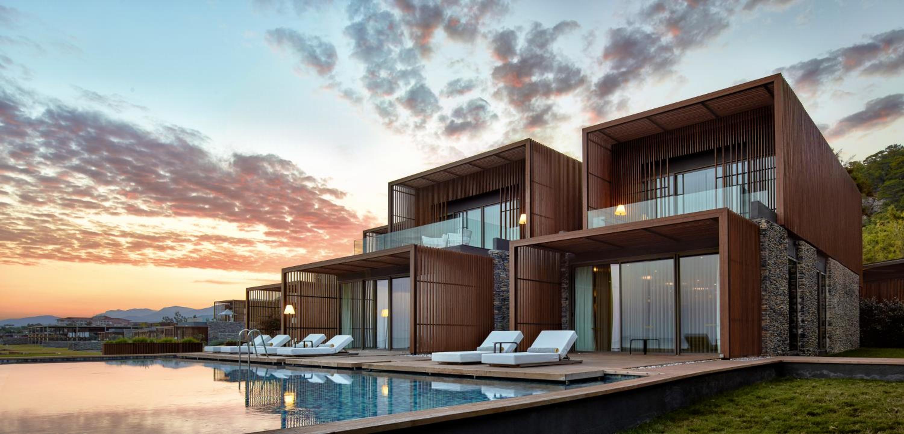 Presidential Villa photo 3